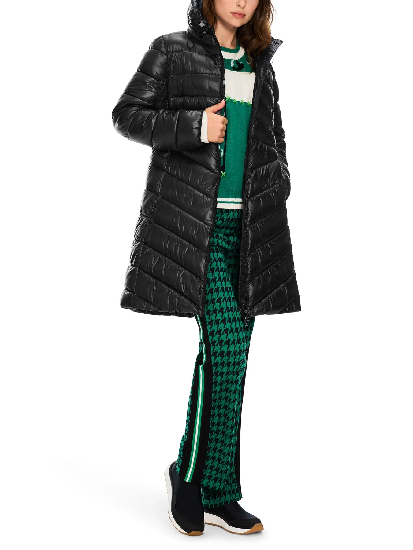 MARC CAIN
XA 11.04 W77 Damen Steppmantel Schwarz