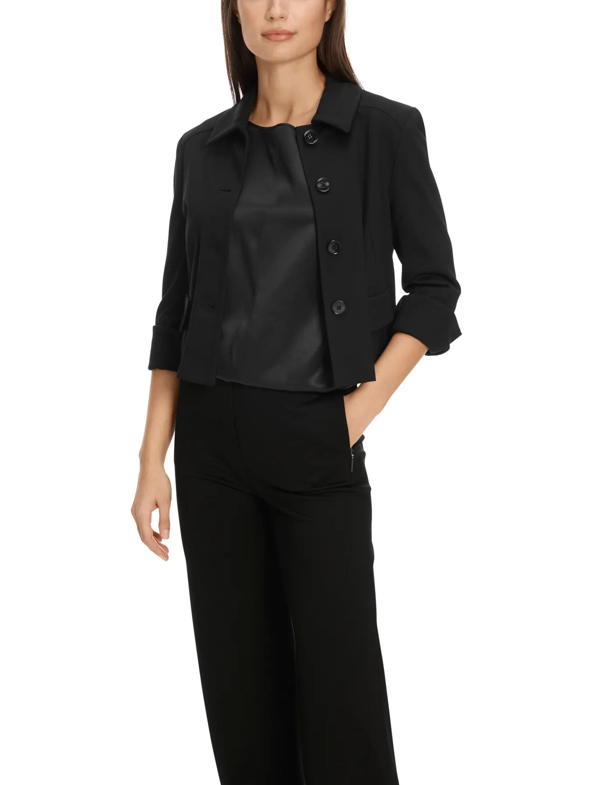 MARC CAIN
+E 31.01 J24 Kurze Jacke mit Kentkragen Schwarz