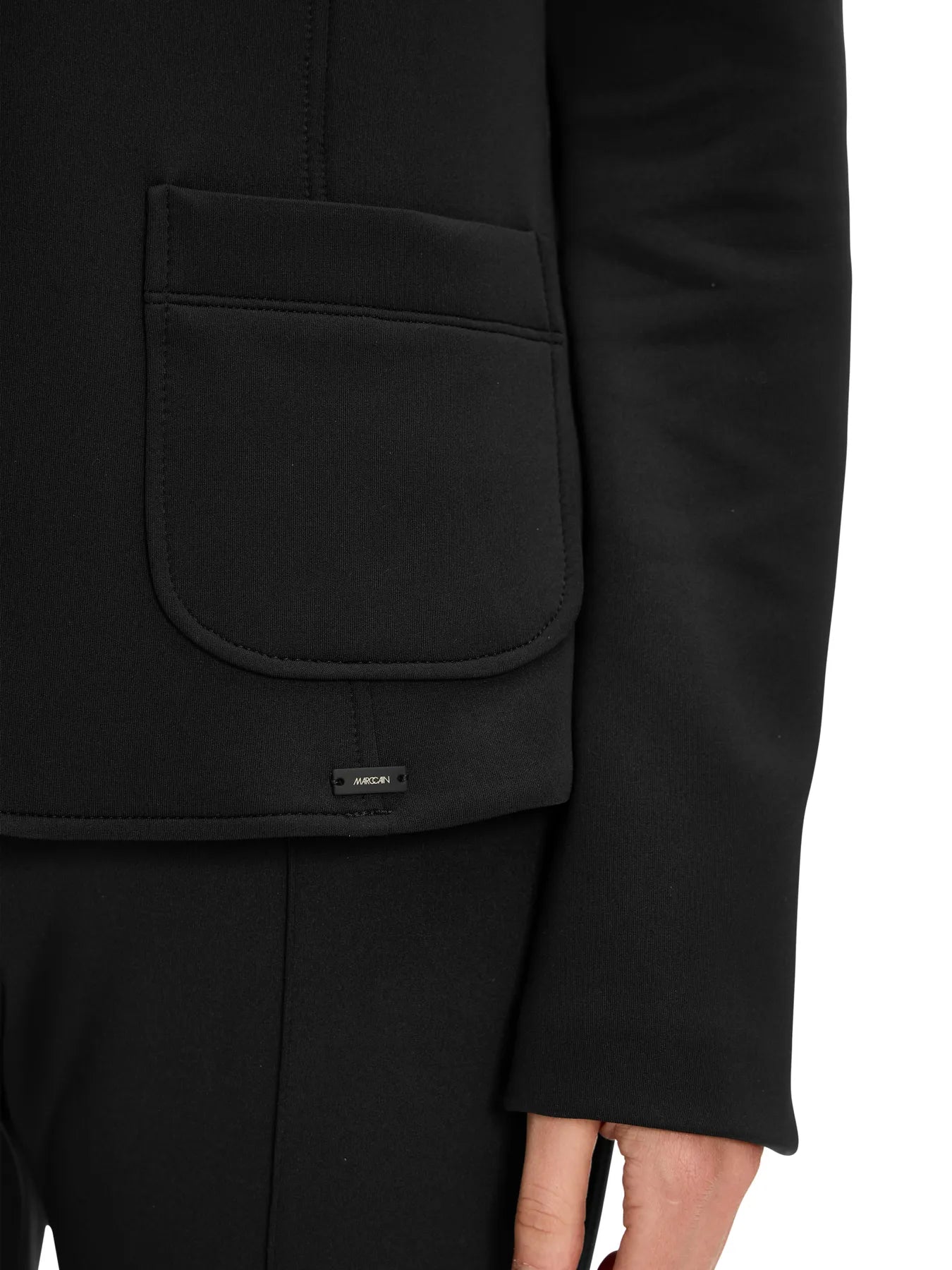 MARC CAIN
+E 34.02 J35 Blazer mit aufgesetzten Taschen Schwarz