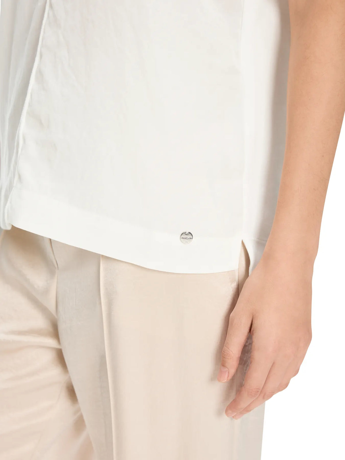 MARC CAIN
+E 55.01 J29 Blusenshirt aus Material-Mix off-white
