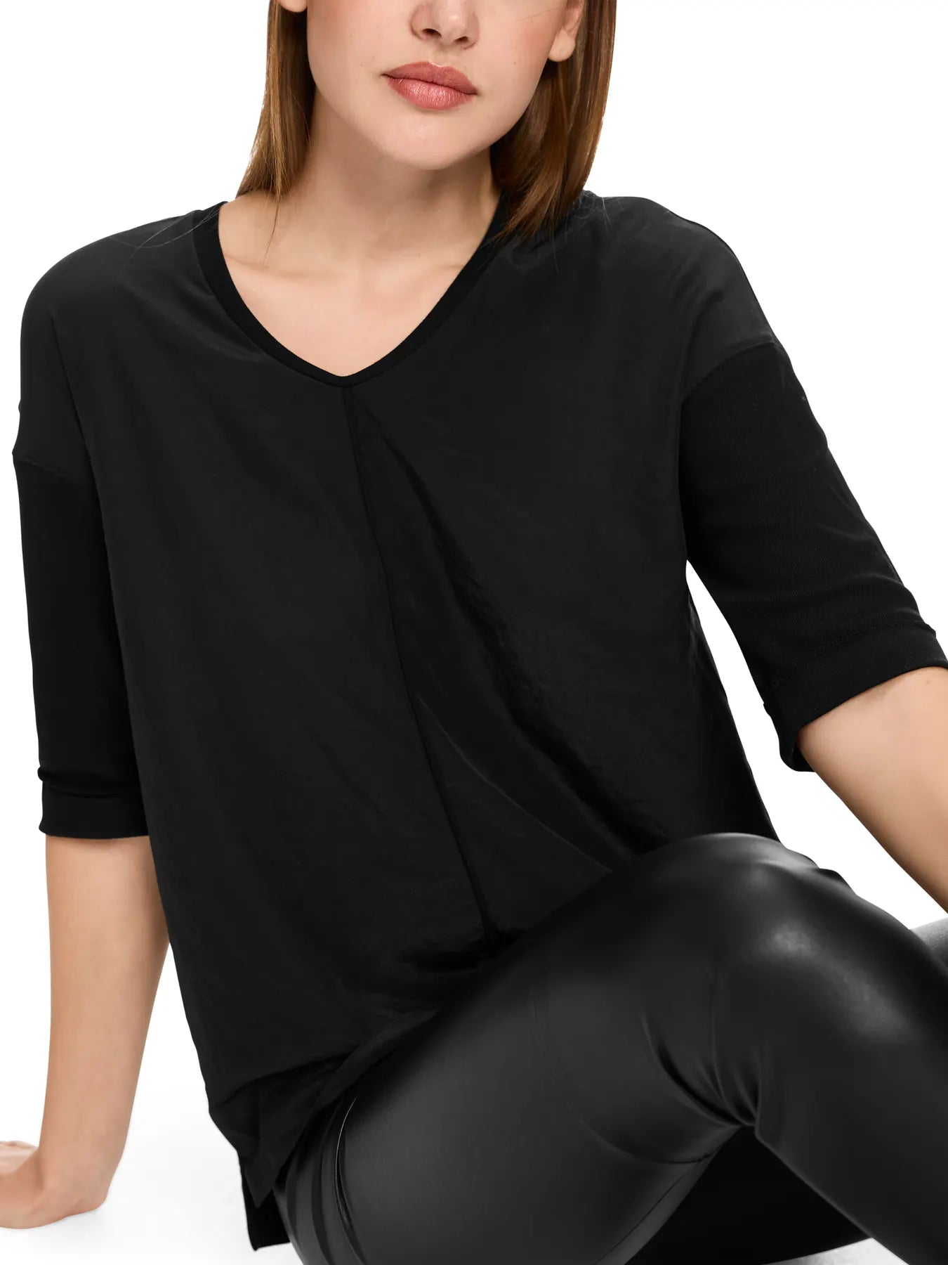 MARC CAIN +E 55.01 J29 Blusenshirt aus Material-Mix Schwarz