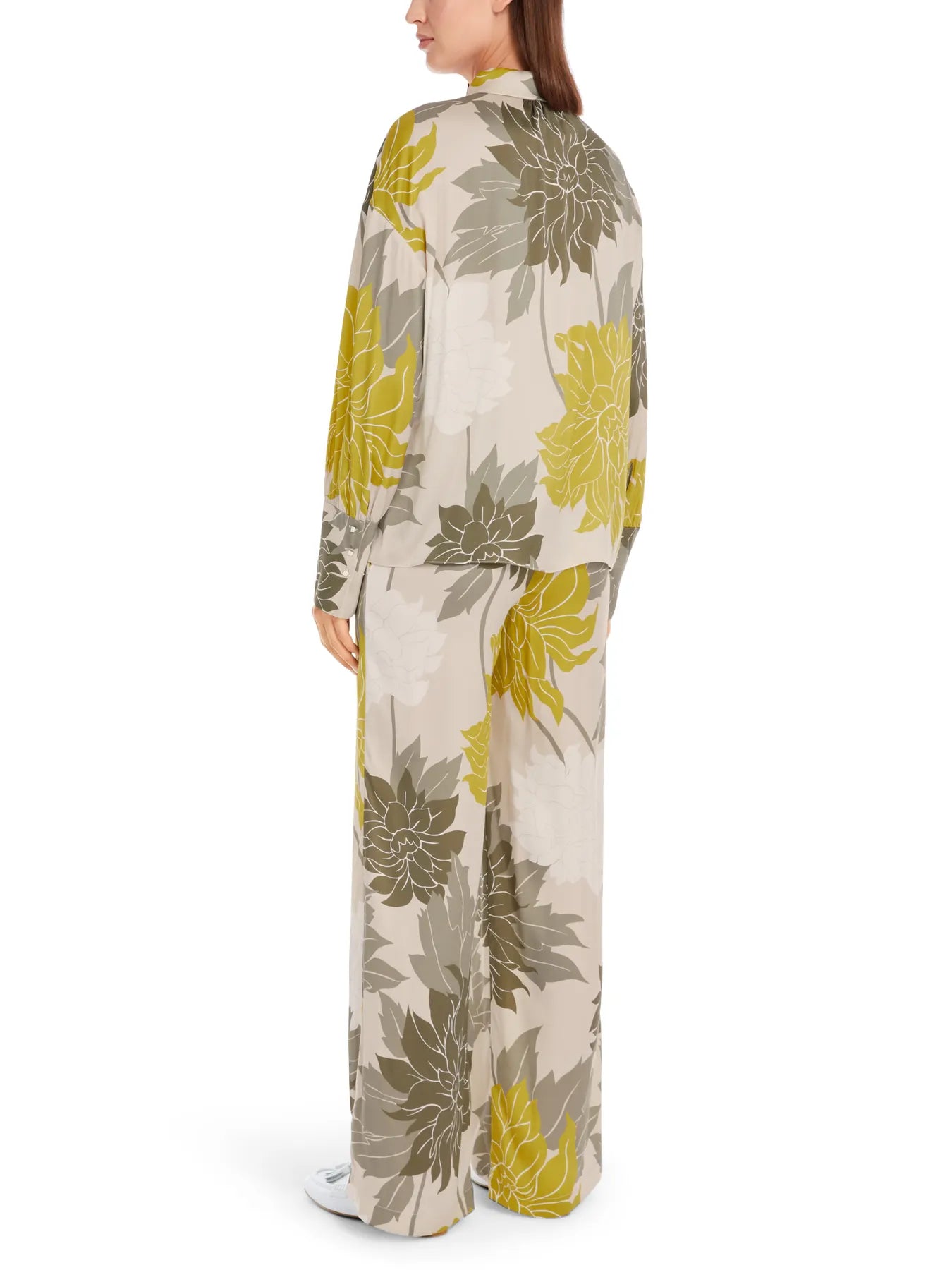 MARC CAIN
YC 51.01 W12 Bluse mit floralem Dessin deep pearl