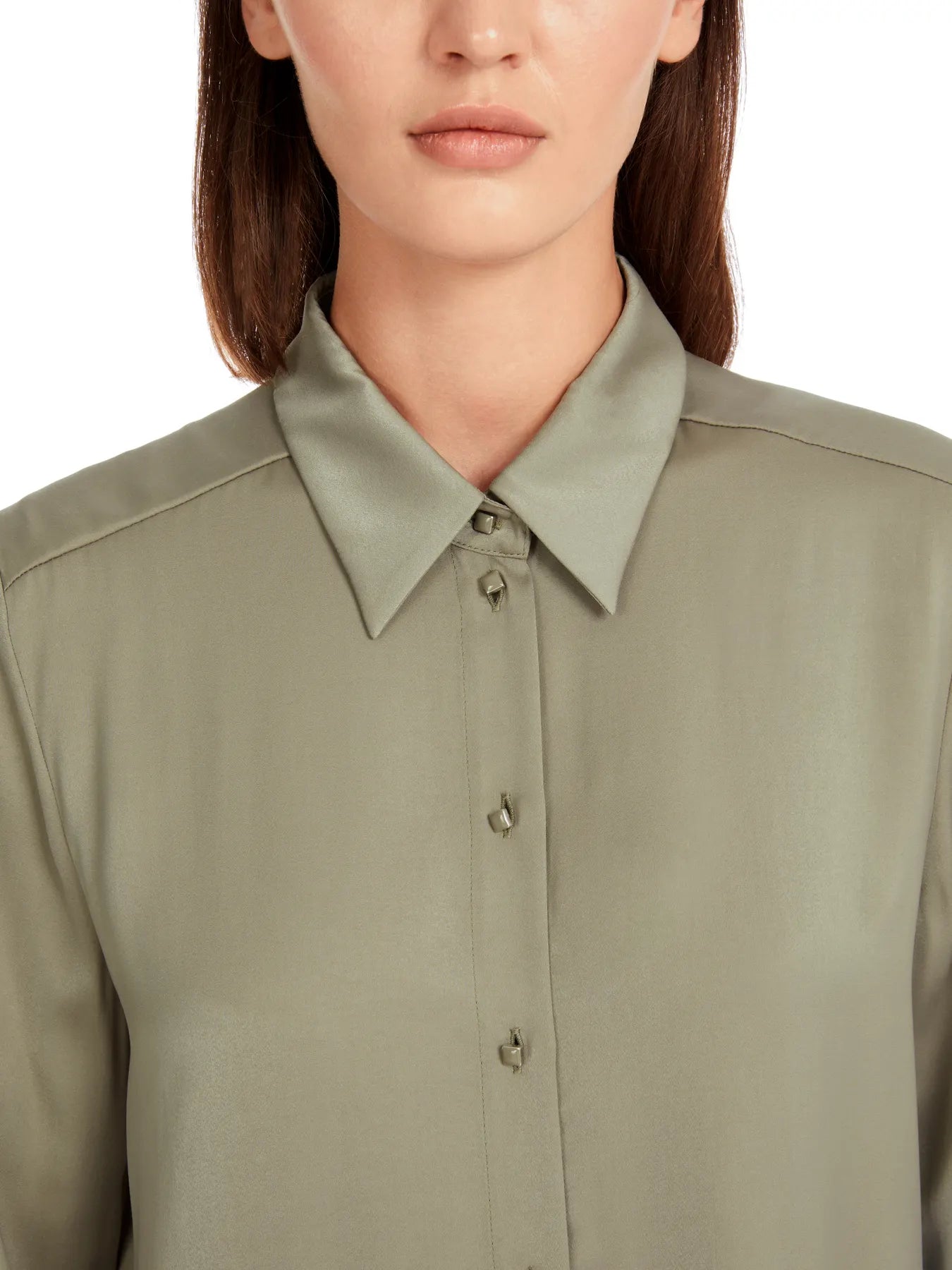 MARC CAIN
YC 51.12 W01 Bluse im Viskosecrêpe sage powder