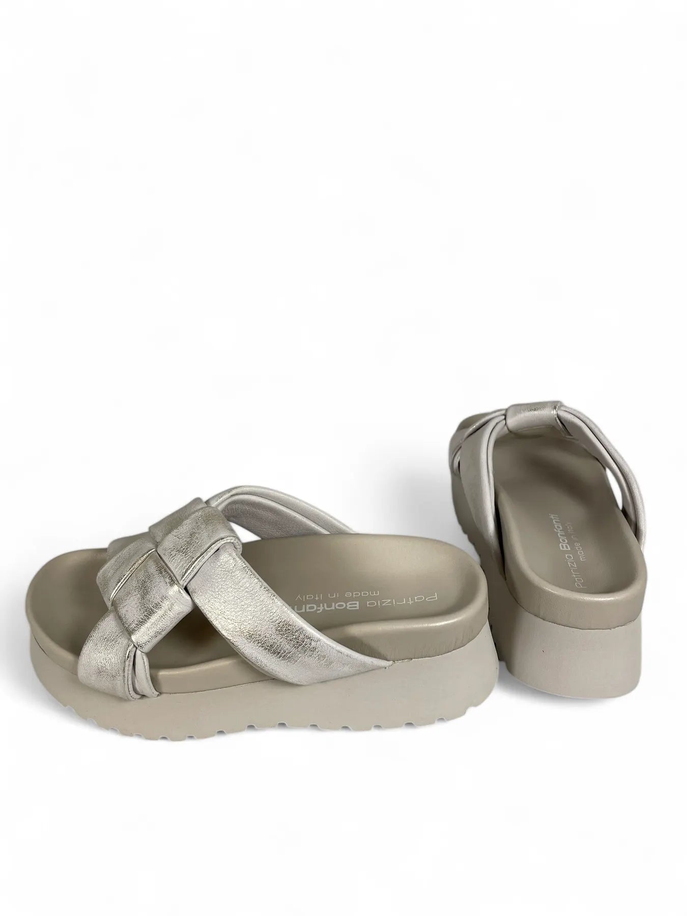 PATRIZIA BONFANTI DOVER - INKA SAKI STAR BRUSHED DAMEN SLIPPER PLATEAU-SANDALEN SILBER.