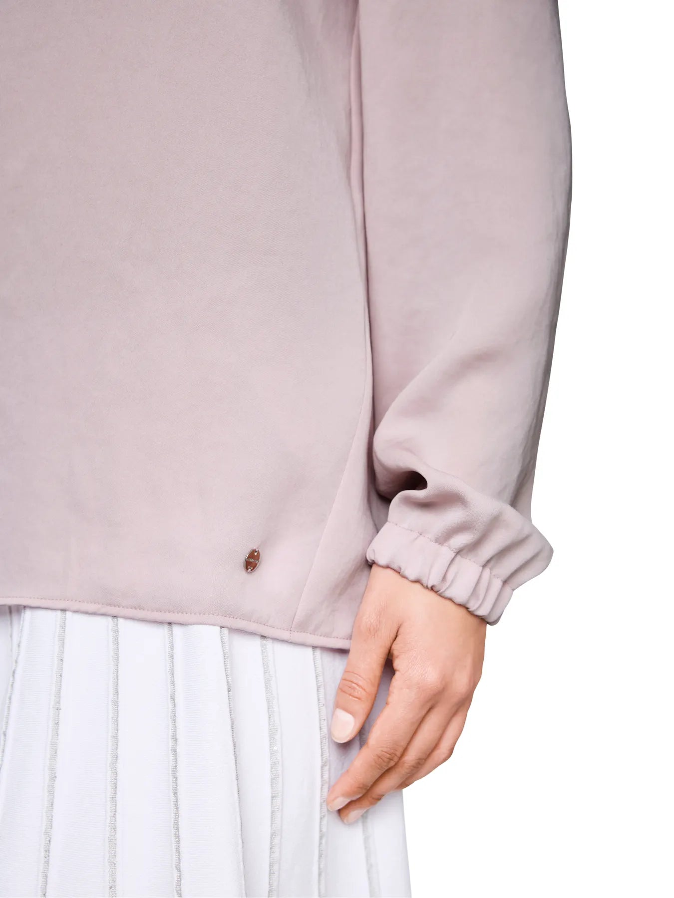 MARC CAIN
ZA 51.03 W39 V-Neck-Bluse Rethink Together