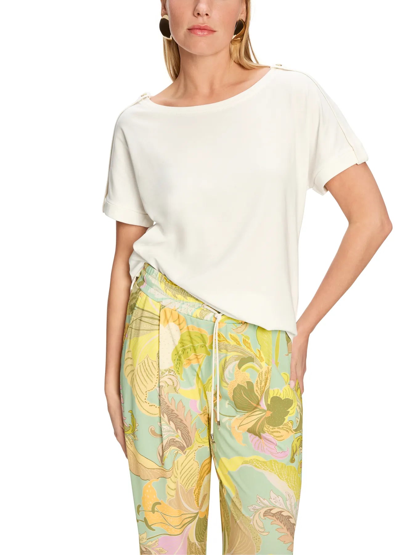 MARC CAIN
YC 48.59 J14 Damen T-Shirt Off-White Weiß