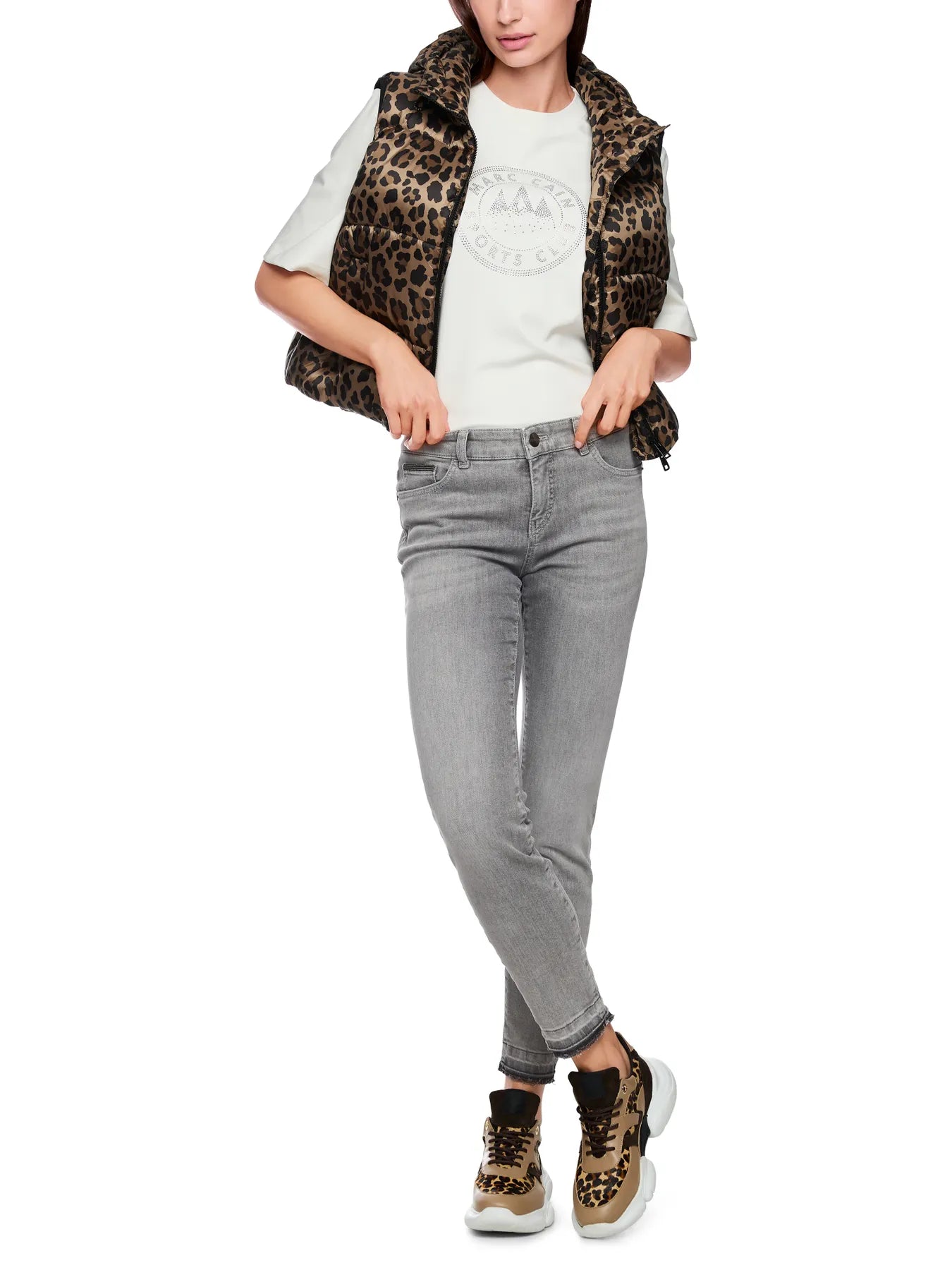 MARC CAIN
ZP 82.16 D22 Jeans SILVI mit Destroyed-Details Grau