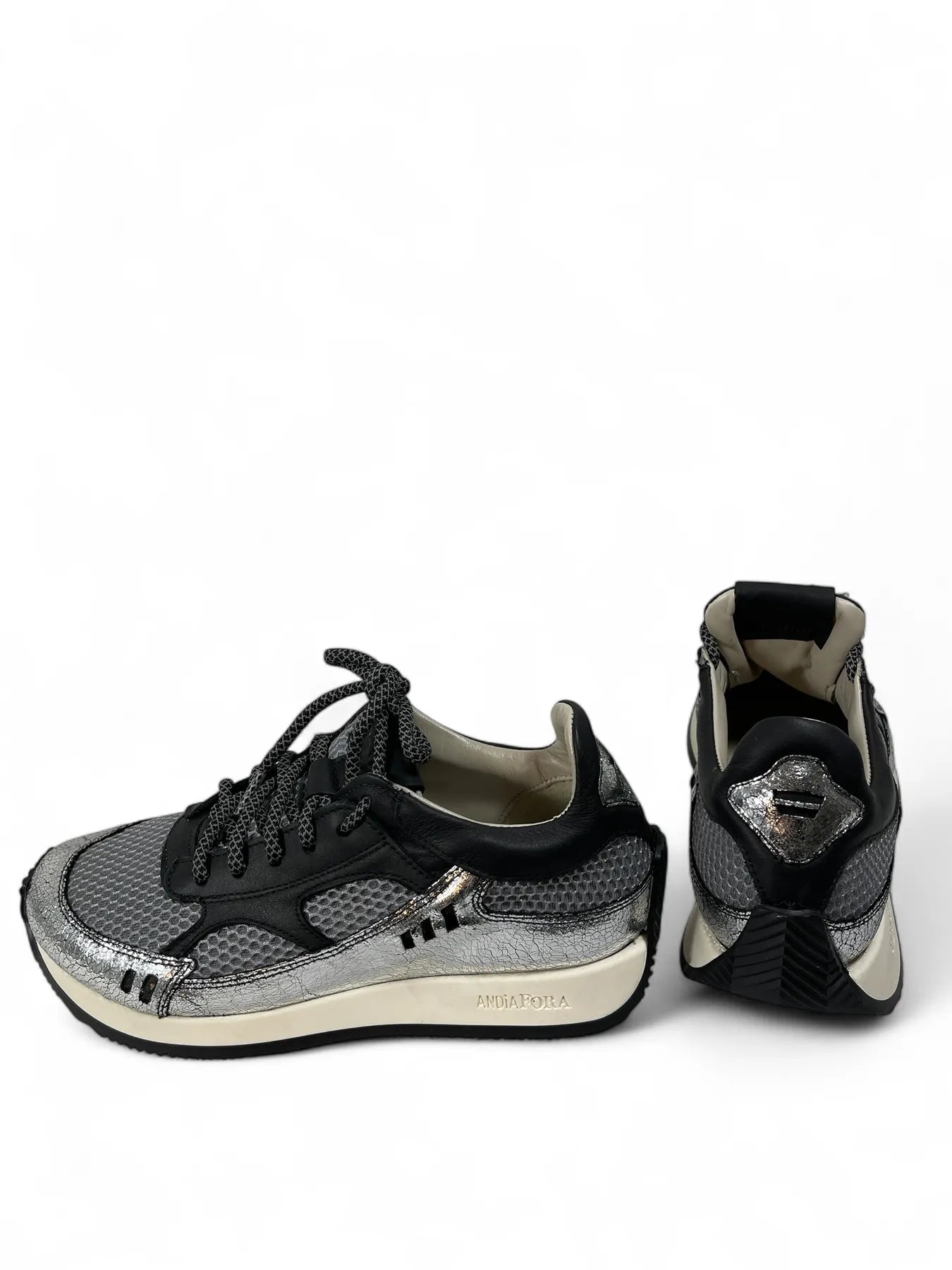 ANDIA FORA HOTY SNEAKER SILVER HONEY GREY.