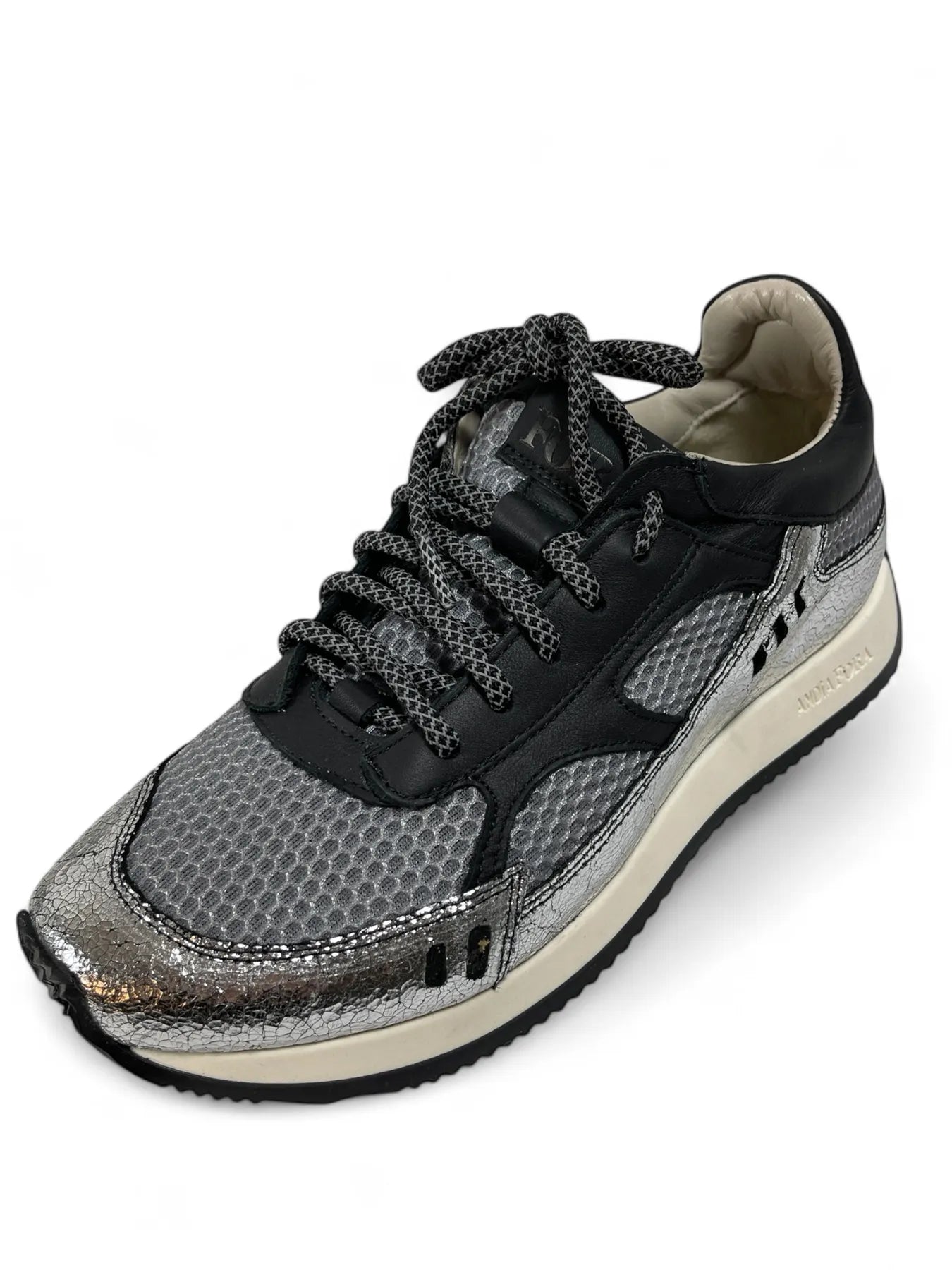 ANDIA FORA HOTY SNEAKER SILVER HONEY GREY.