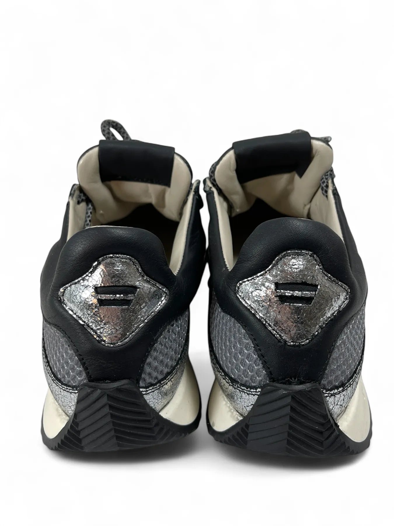 ANDIA FORA HOTY SNEAKER SILVER HONEY GREY.