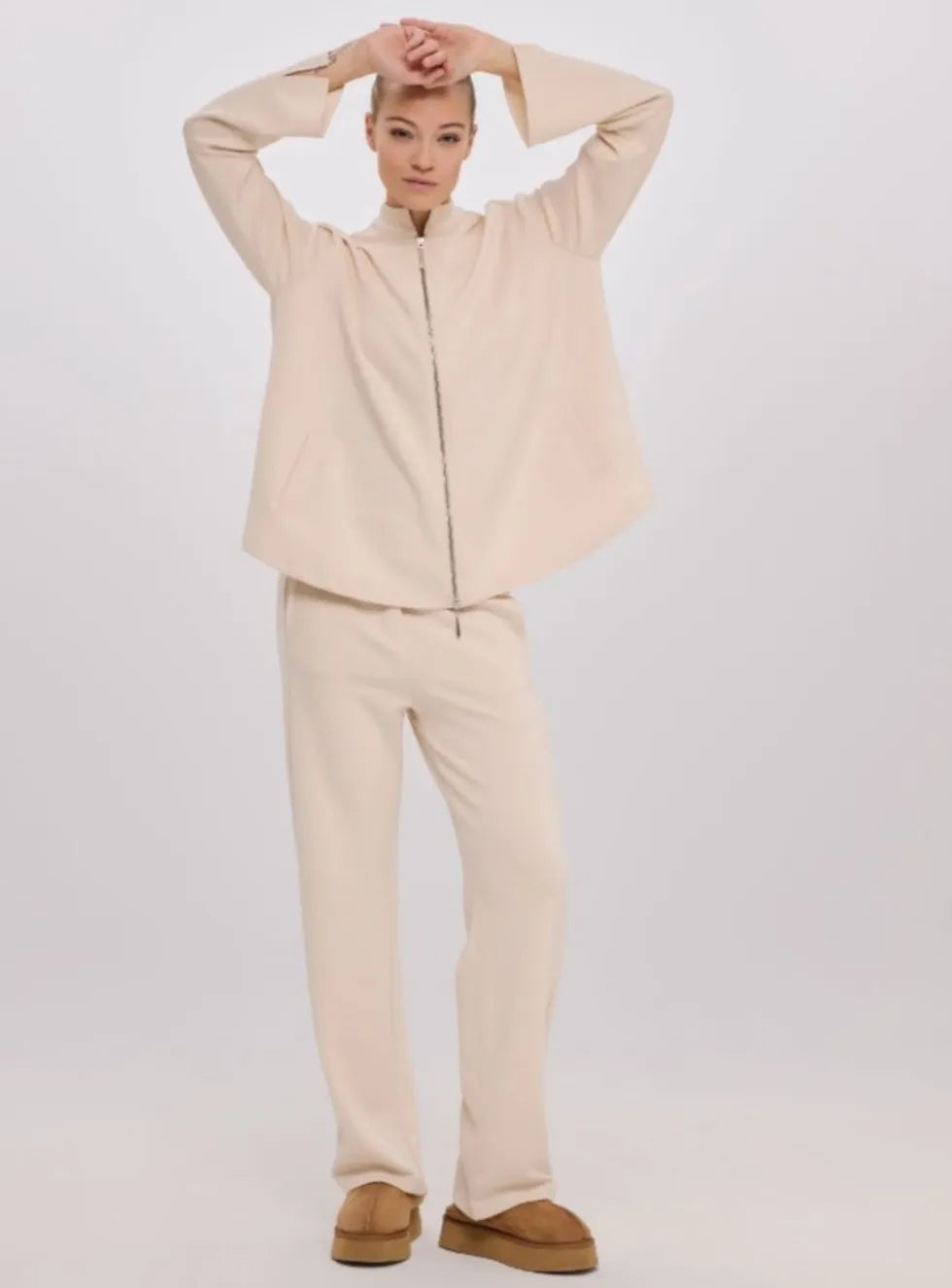 SOLDOUT S475 2050 DAMEN STRETCH HOSE BEIGE.