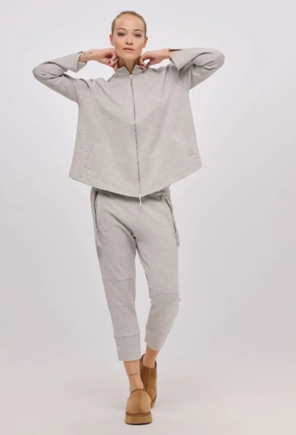 SOLDOUT S554 3050 ZIP SWEATSHIRT GREY MELANGE.