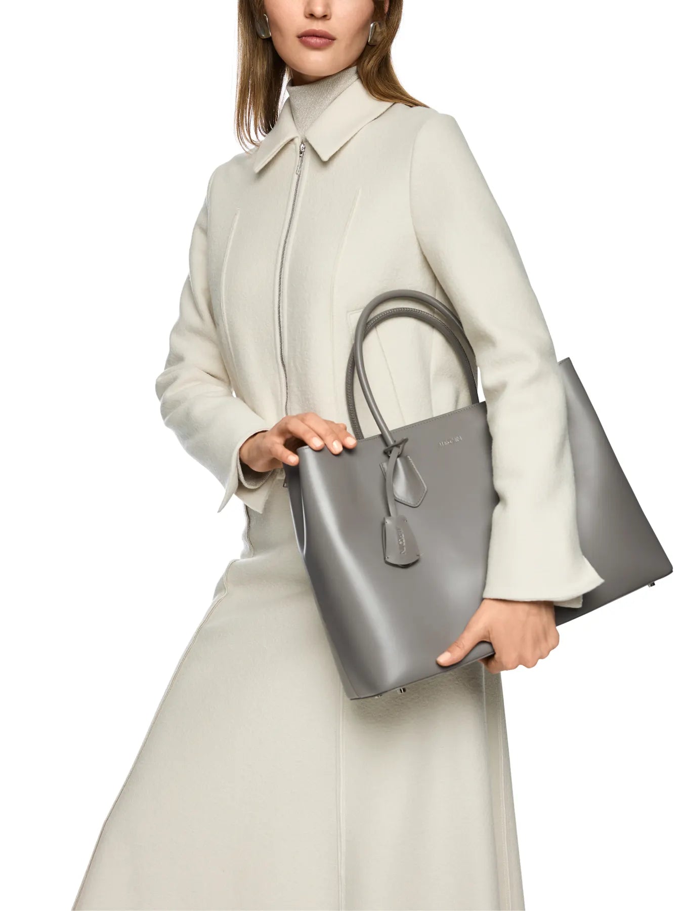 MARC CAIN
ZC TI.10 L29 Ledertasche Grau