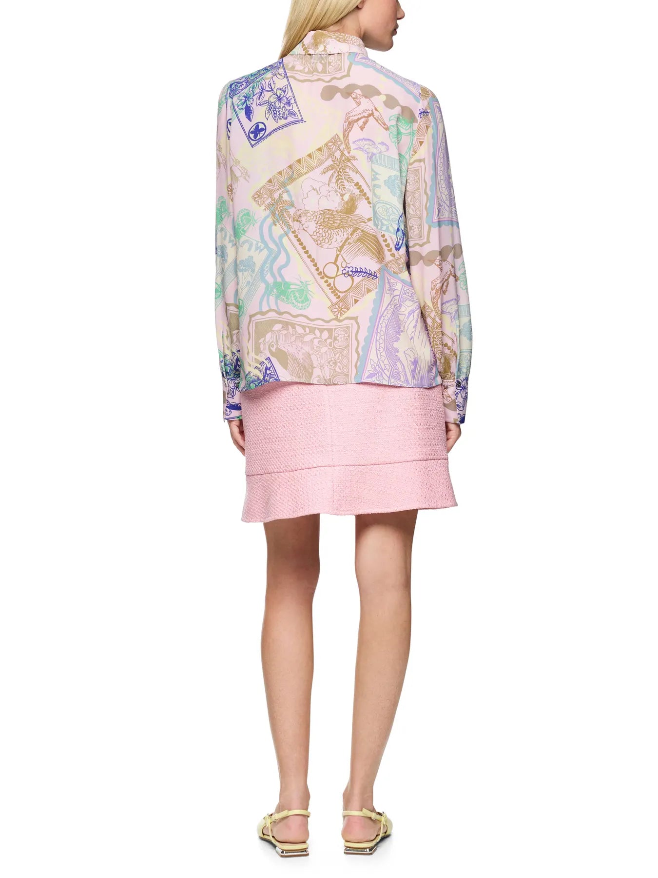 MARC CAIN
AC 51.22 W19 Hemdbluse mit Stamps Print pink tulle