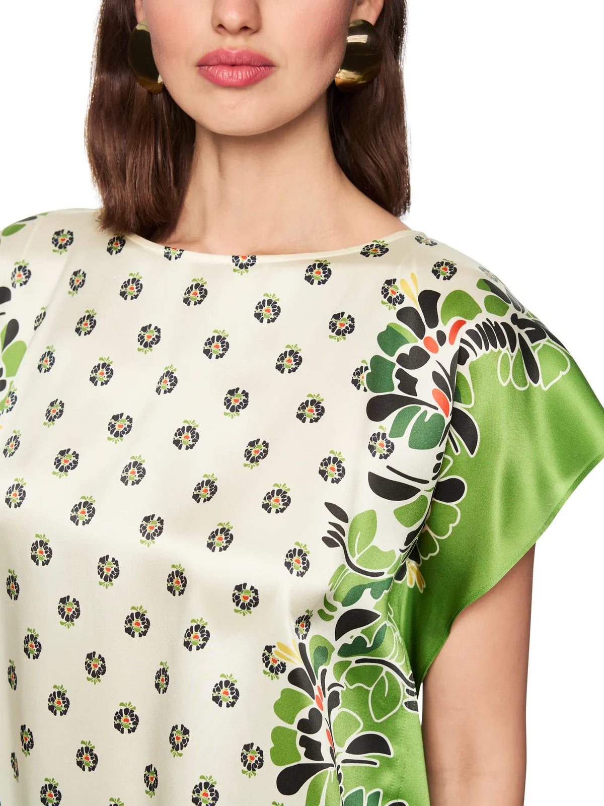 MARC CAIN
AC 55.24 J56 Blusenshirt mit Hibiskus-Print bright ecru