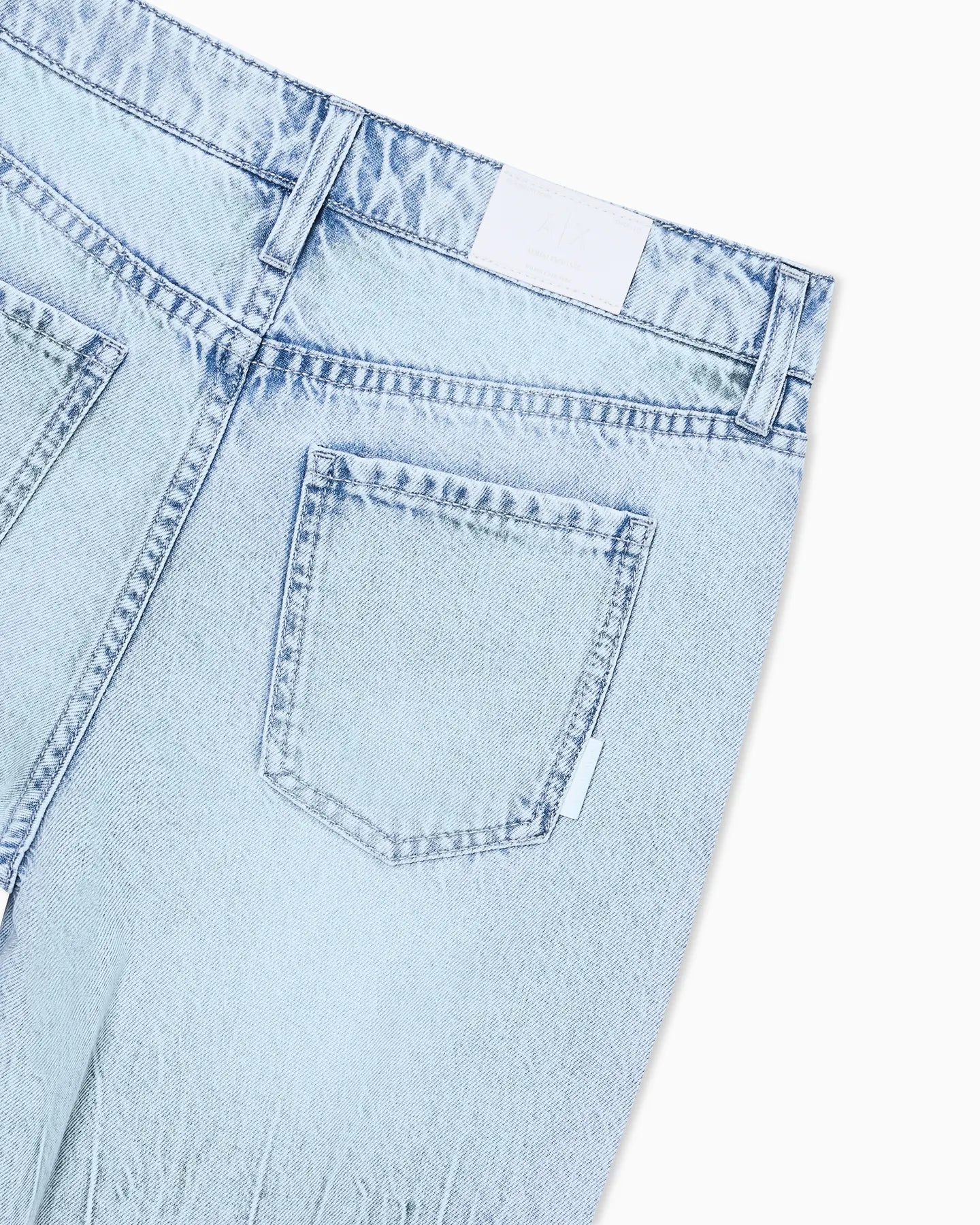 ARMANI XW000056 AF21349 WEITE JEANS HELLBLAU