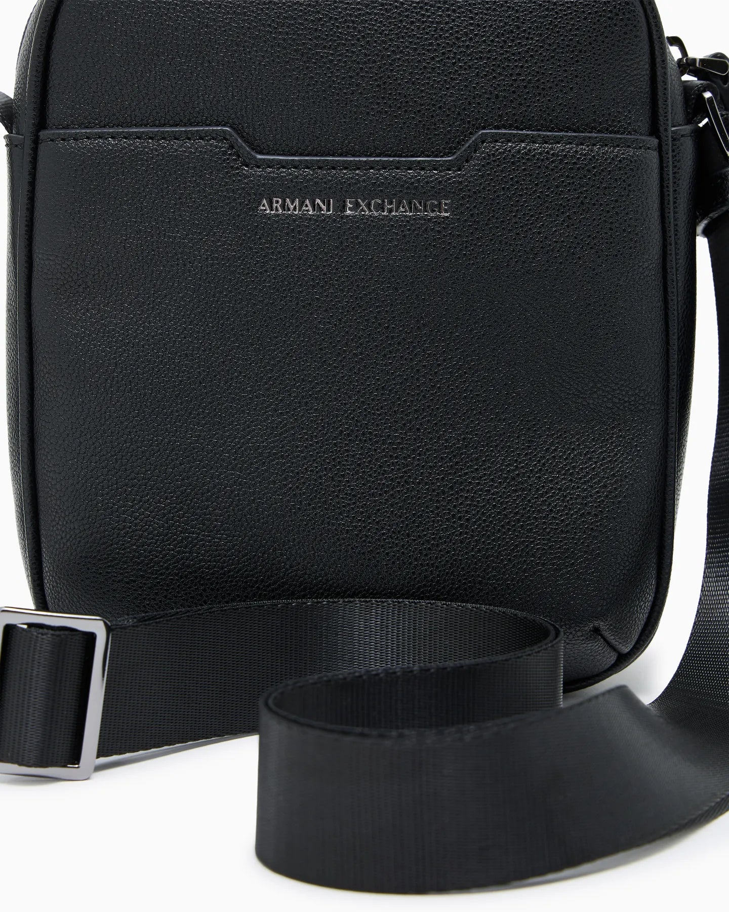 ARMANI XM002584 AF22651 Umhängetasche black