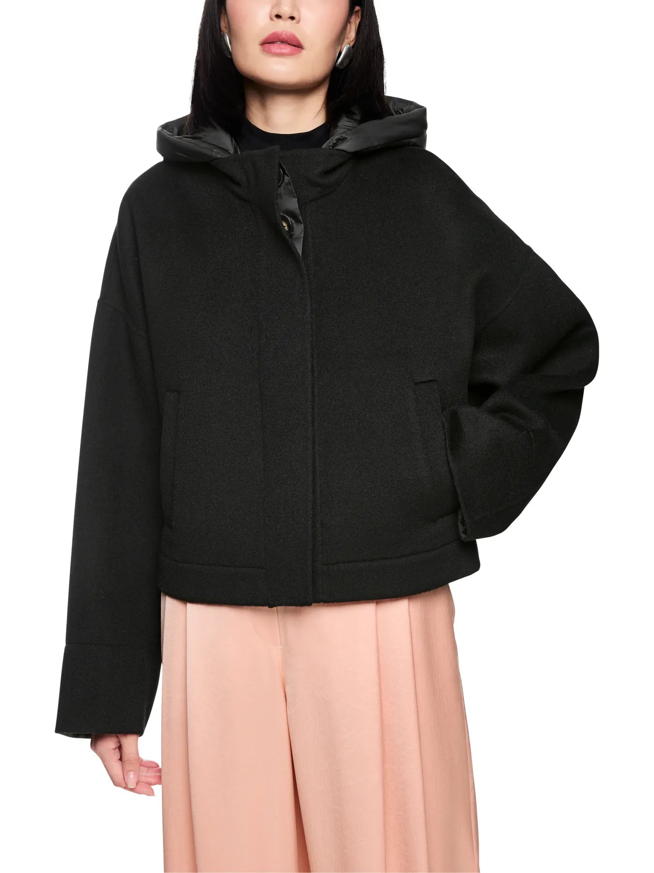 MARC CAIN
AC 12.02 W33 Wolljacke mit Kapuze Black