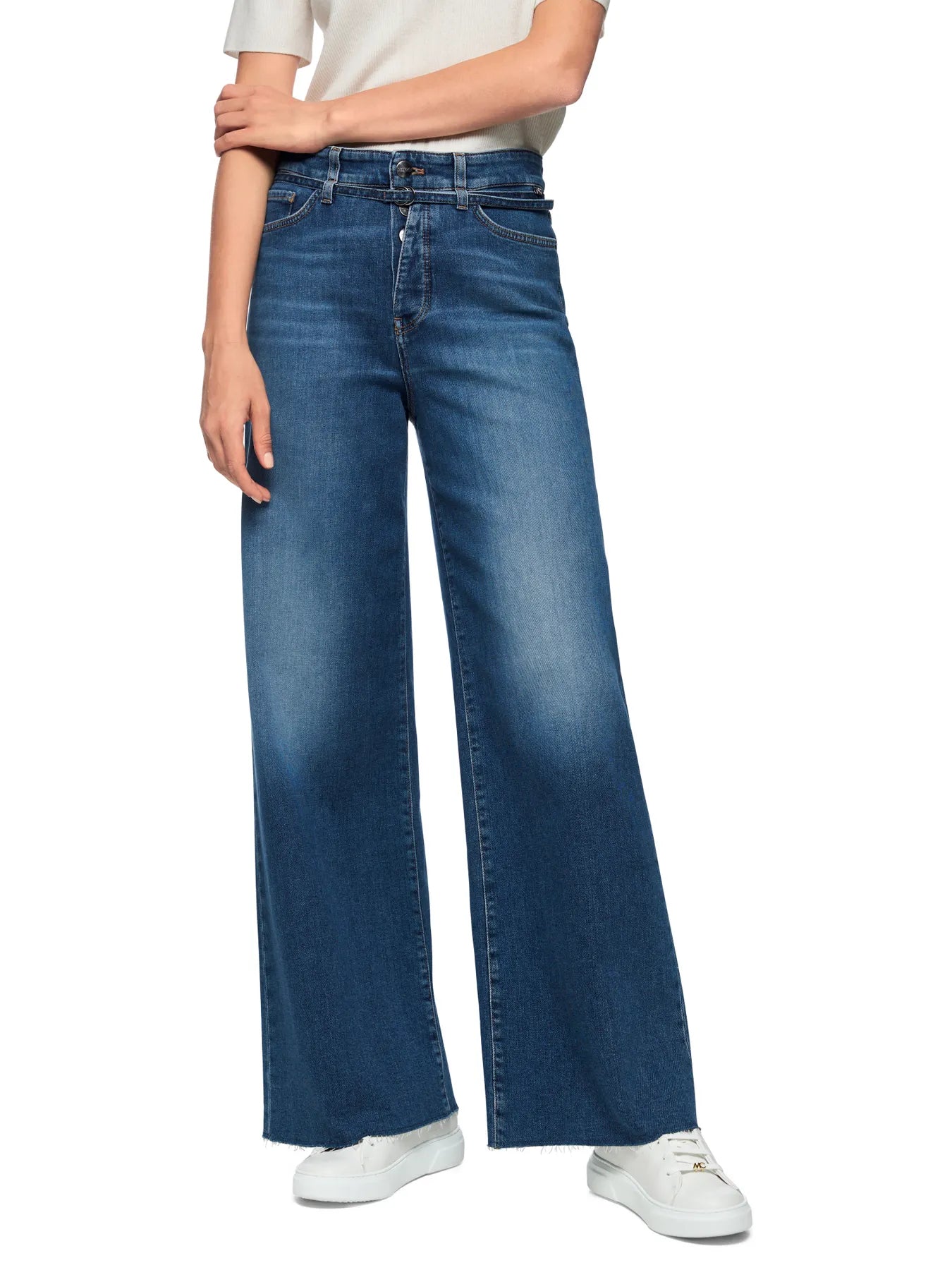 MARC CAIN
AP 82.33 D05 Weite Jeans WAUKEE und hohem Bund Blau