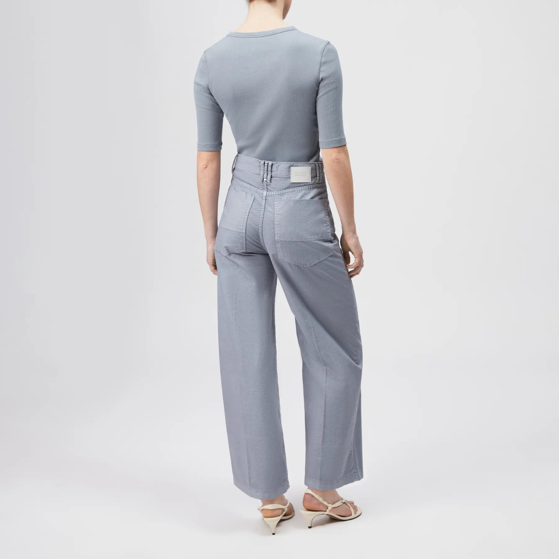 DRYKORN 270127 DERIVE 10 CROPPED JEANS BLUE 3605