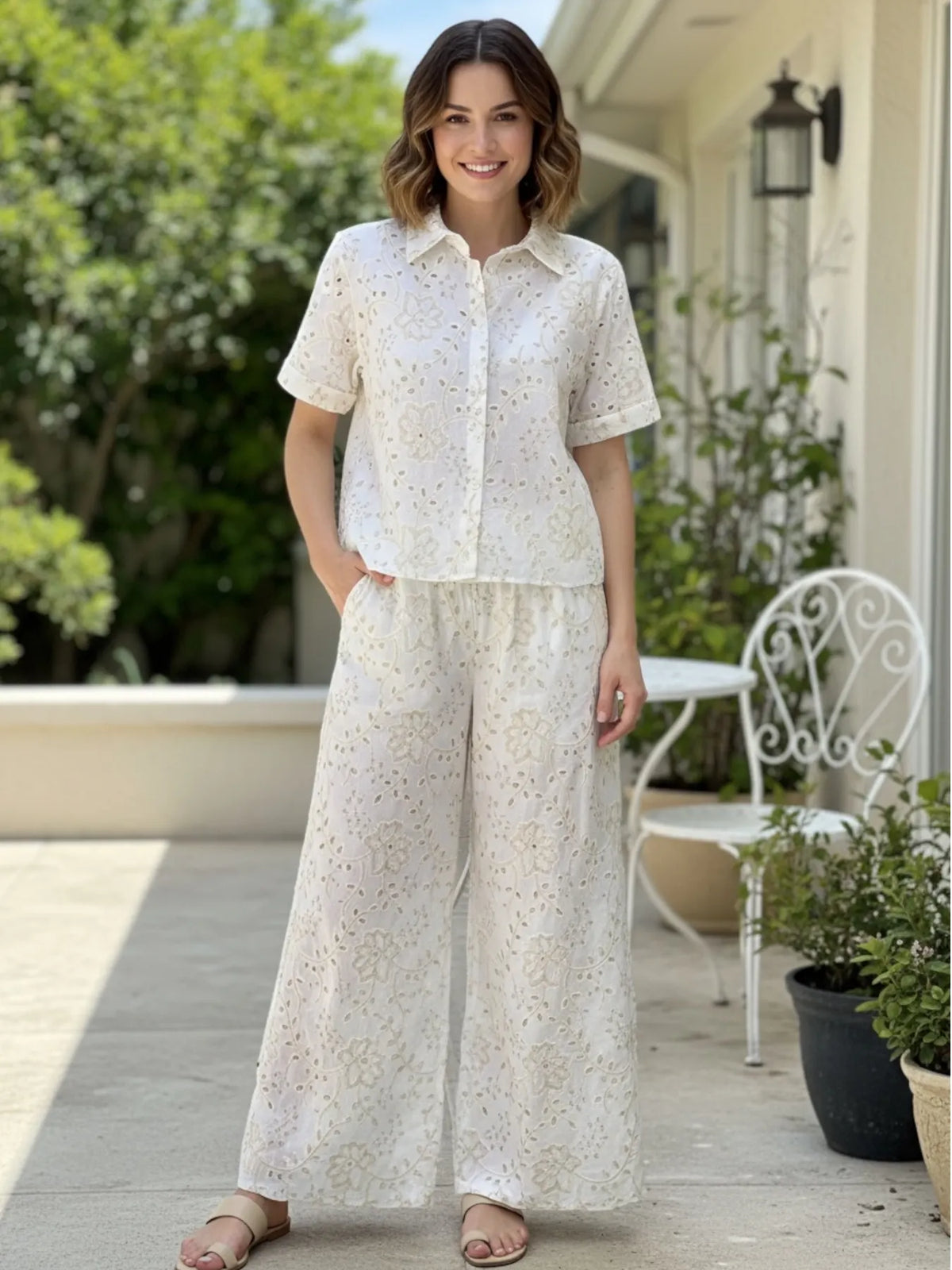 VICOLO TAB0518 HOSE MIT LOCHSPITZE BEIGE