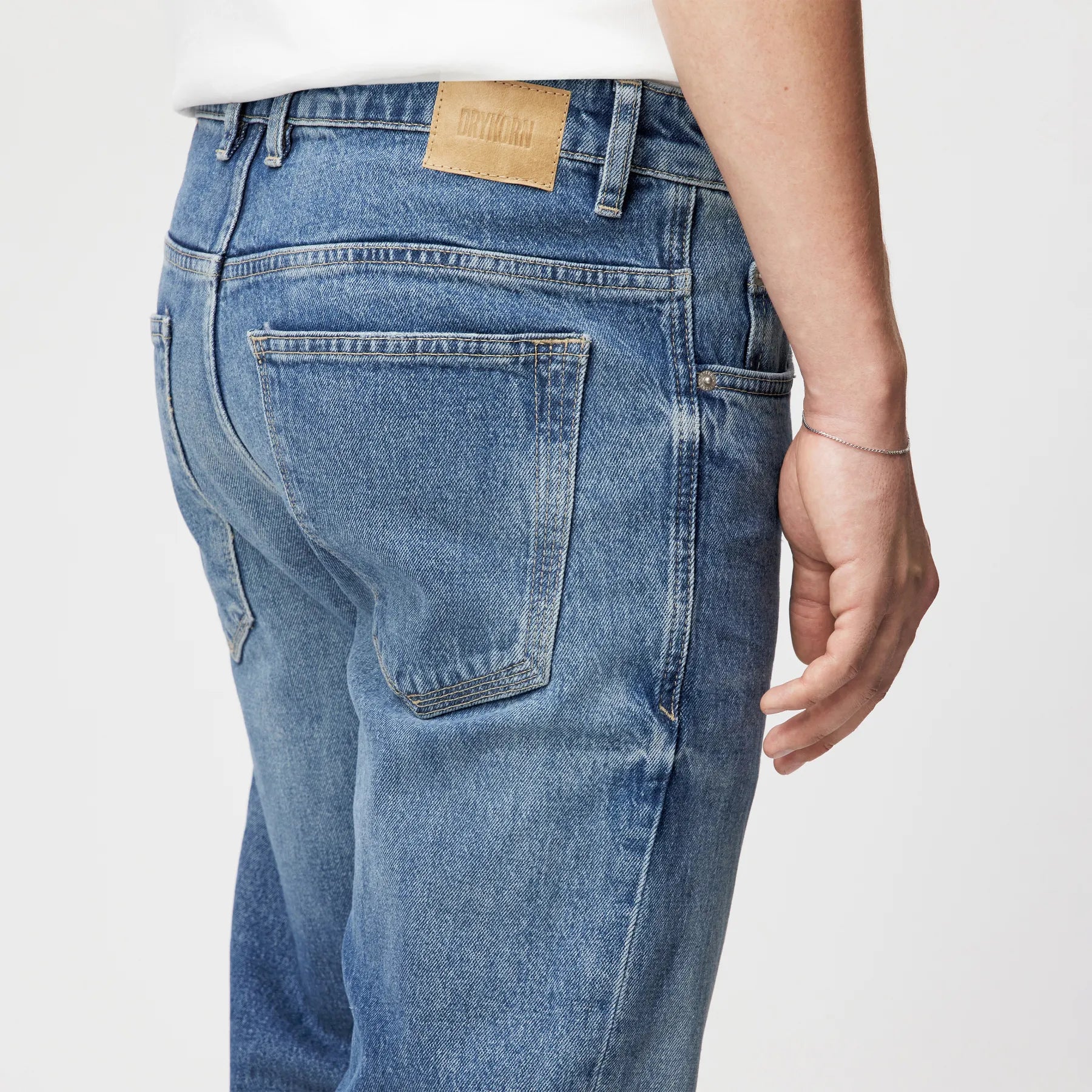 DRYKORN 260248 RICC 10
Herren Hose Blau 3300