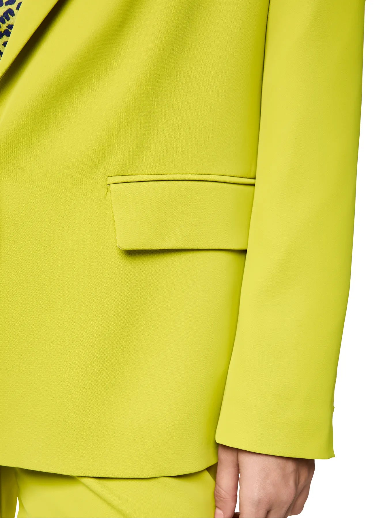 MARC CAIN
BC 34.01 W42 Blazer apple green new