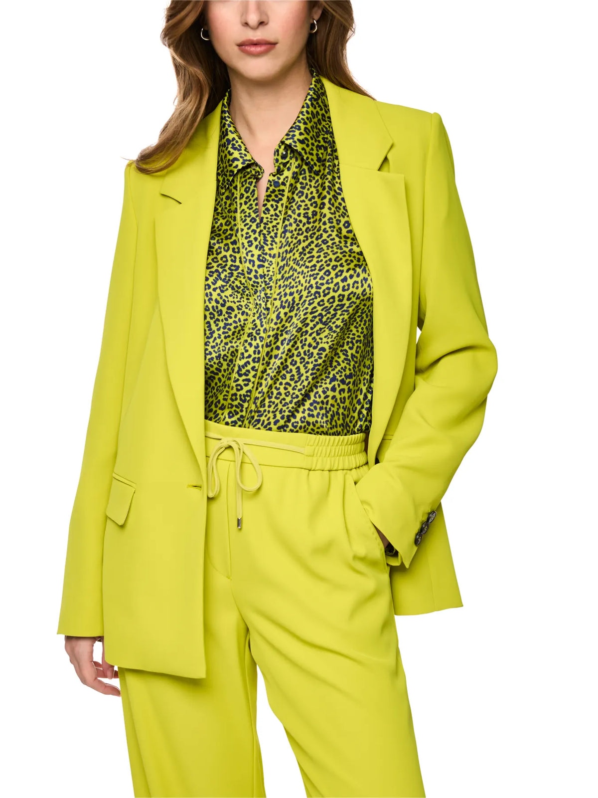 MARC CAIN
BC 34.01 W42 Blazer apple green new