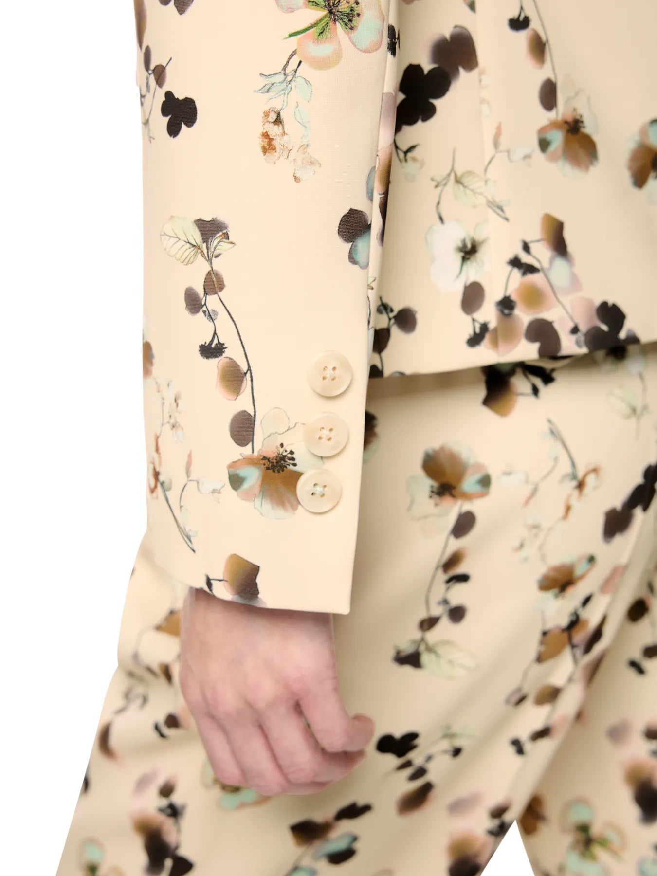 MARC CAIN
BC 34.14 W51 Taillierter Flower-Print-Blazer