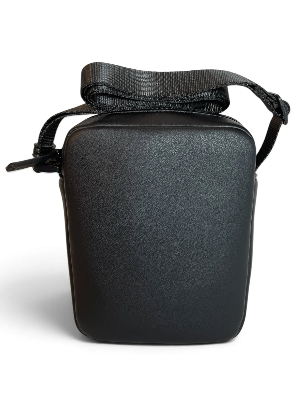ARMANI XM003577 AF26662
Herren Reportertasche Schwarz UC001 BLACK