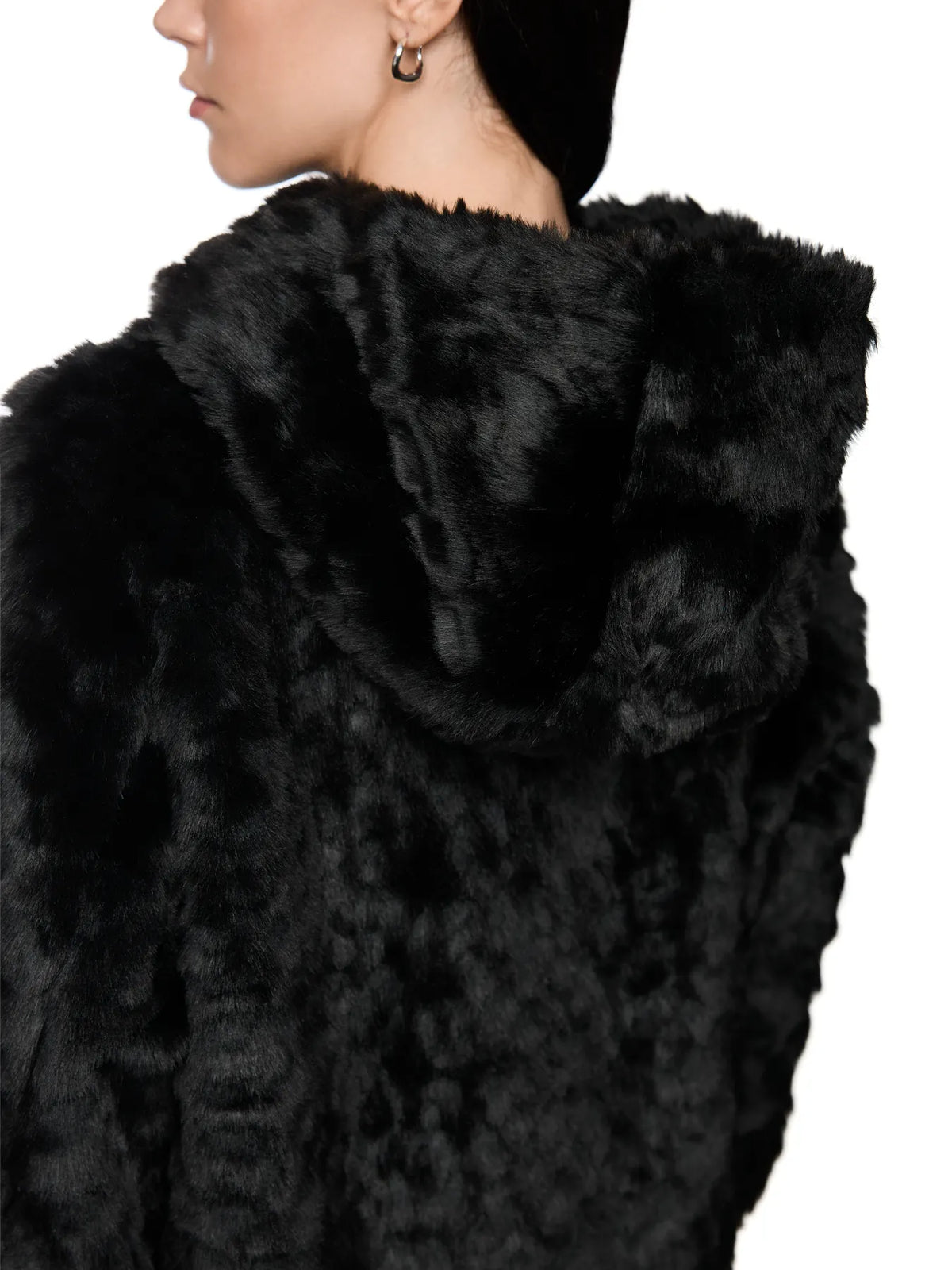 MARC CAIN BA 11.08 W73 Kapuzenmantel aus Fake Fur Black
