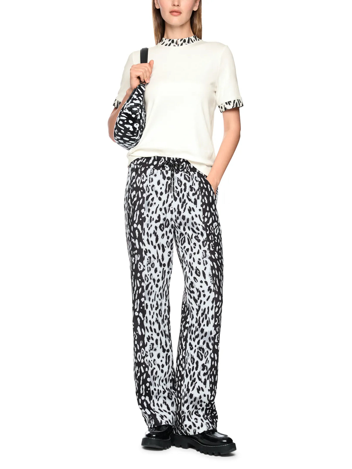 MARC CAIN
BS 48.57 J55 T-Shirt mit Leo-Bündchen off-white