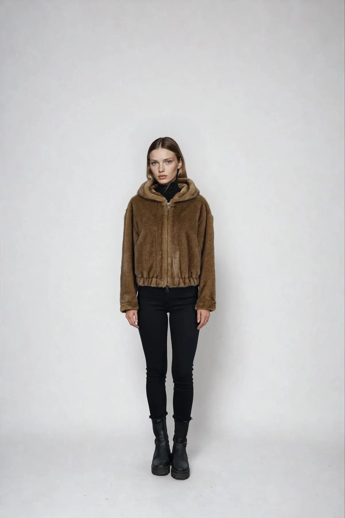 BLONDE LUISA kurze Kunstfell Jacke mit Kapuze Braun 5900