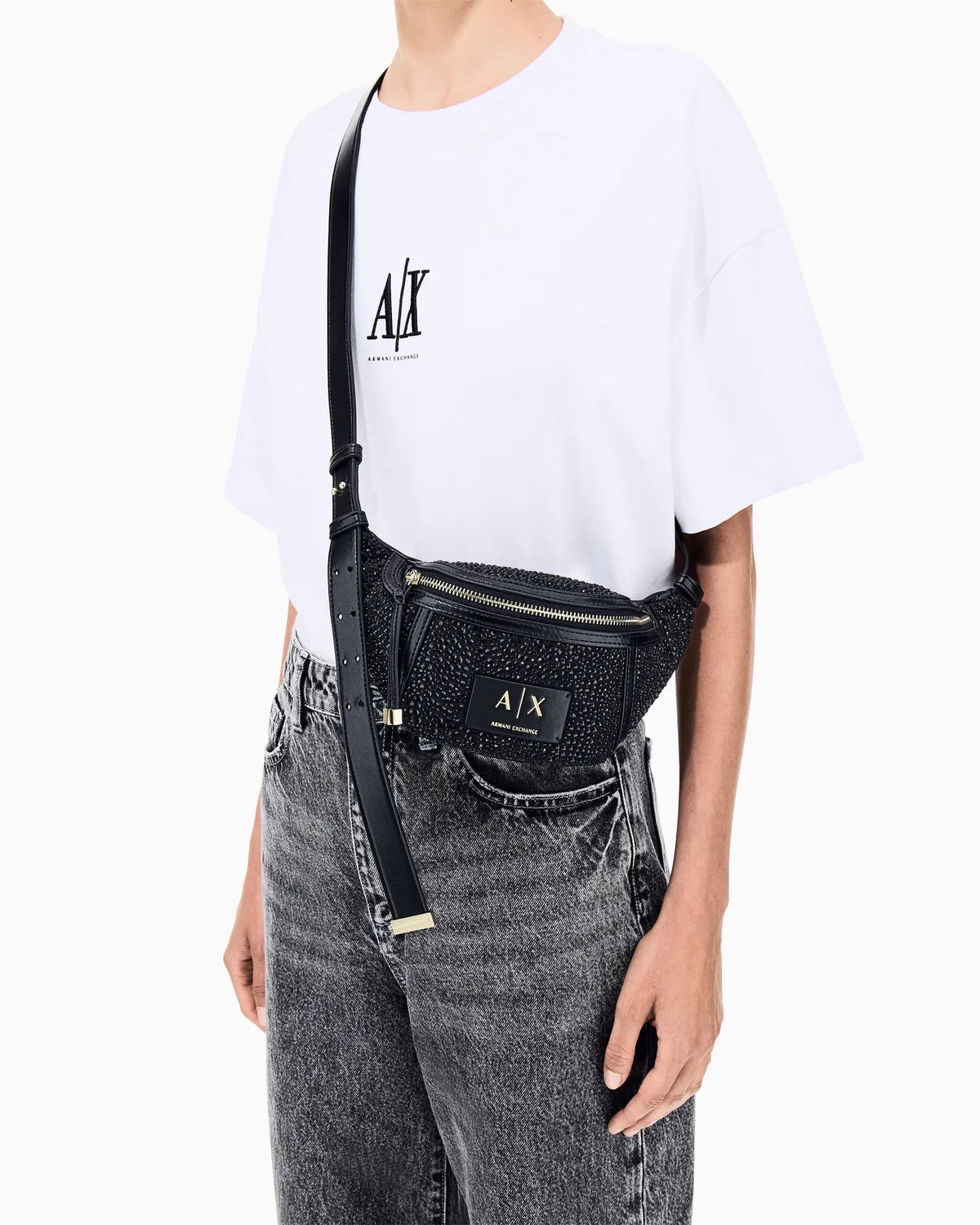 ARMANI XW002655 AF27000 Umhängetasche Gürteltasche mit Strasssteinen Reißverschluss black
