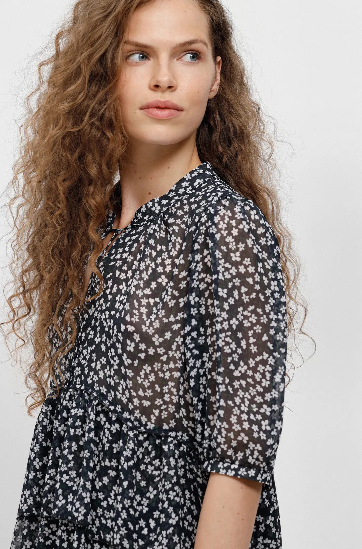 HUGO 50466996 Celixa 10241732 01 Bluse Florale muster Open Miscellaneous 963