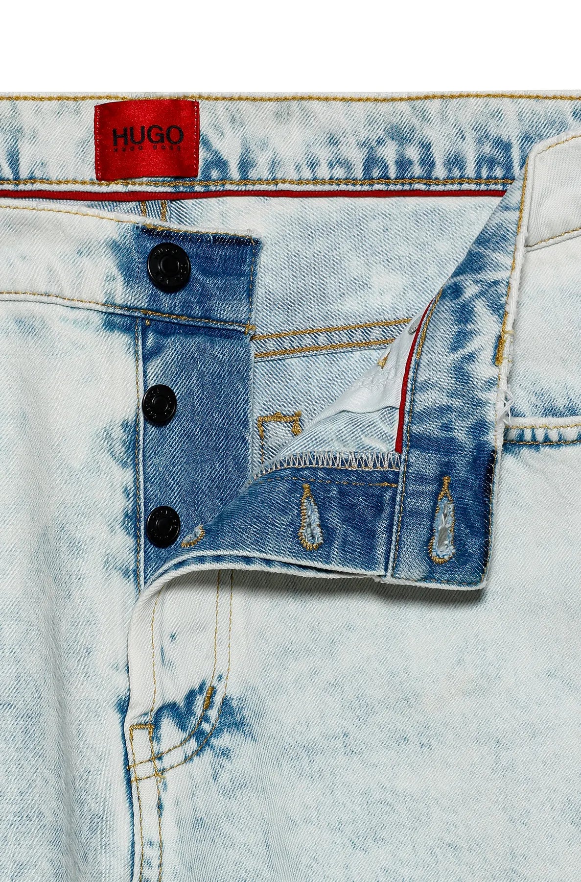 HUGO 50466698 634 10232046 02 Herren Tapered-Fit Jeans Light/Pastel Blue 450