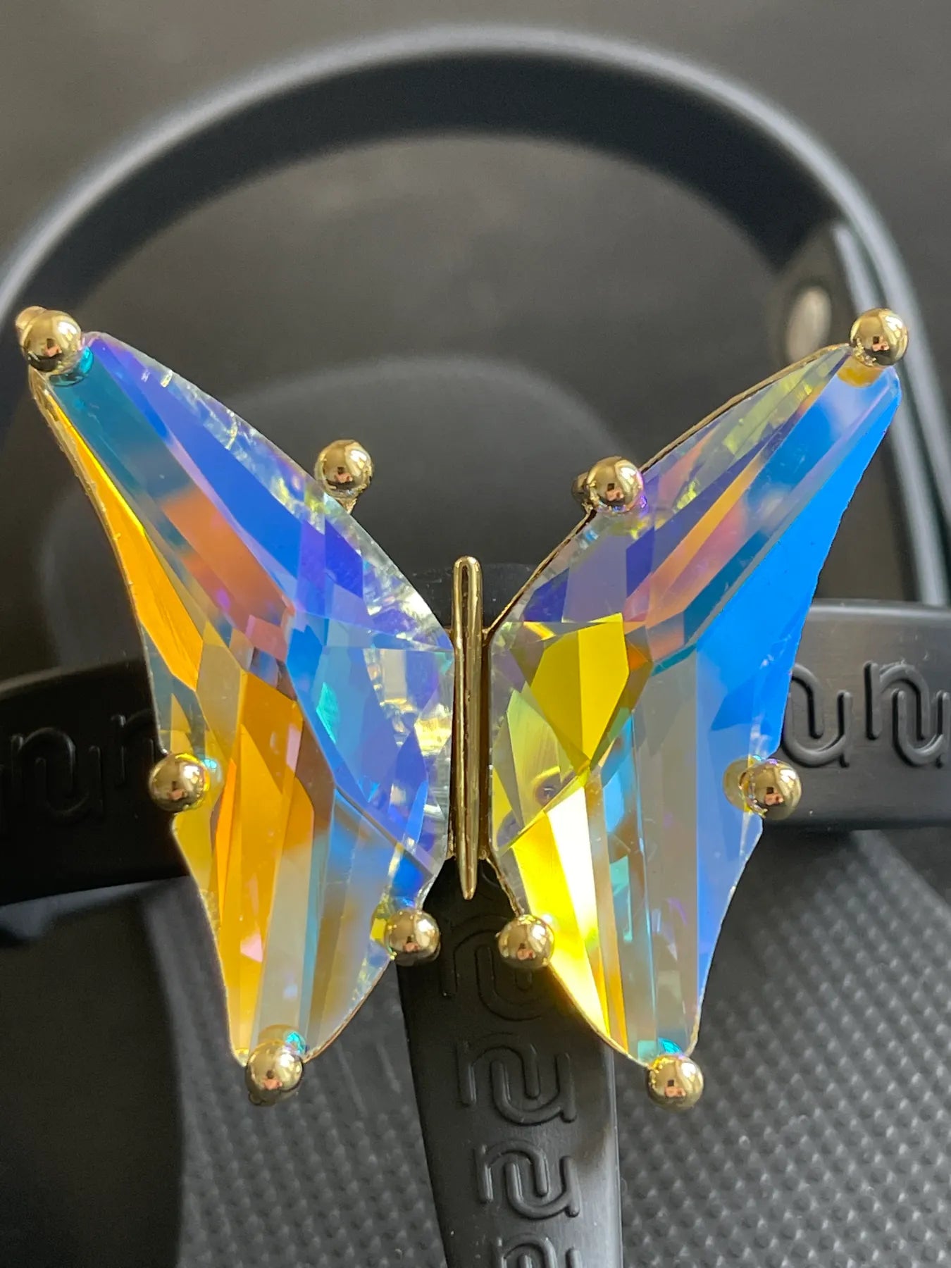 UZURII BUTTERFLY NUR BROSCHE SILBER