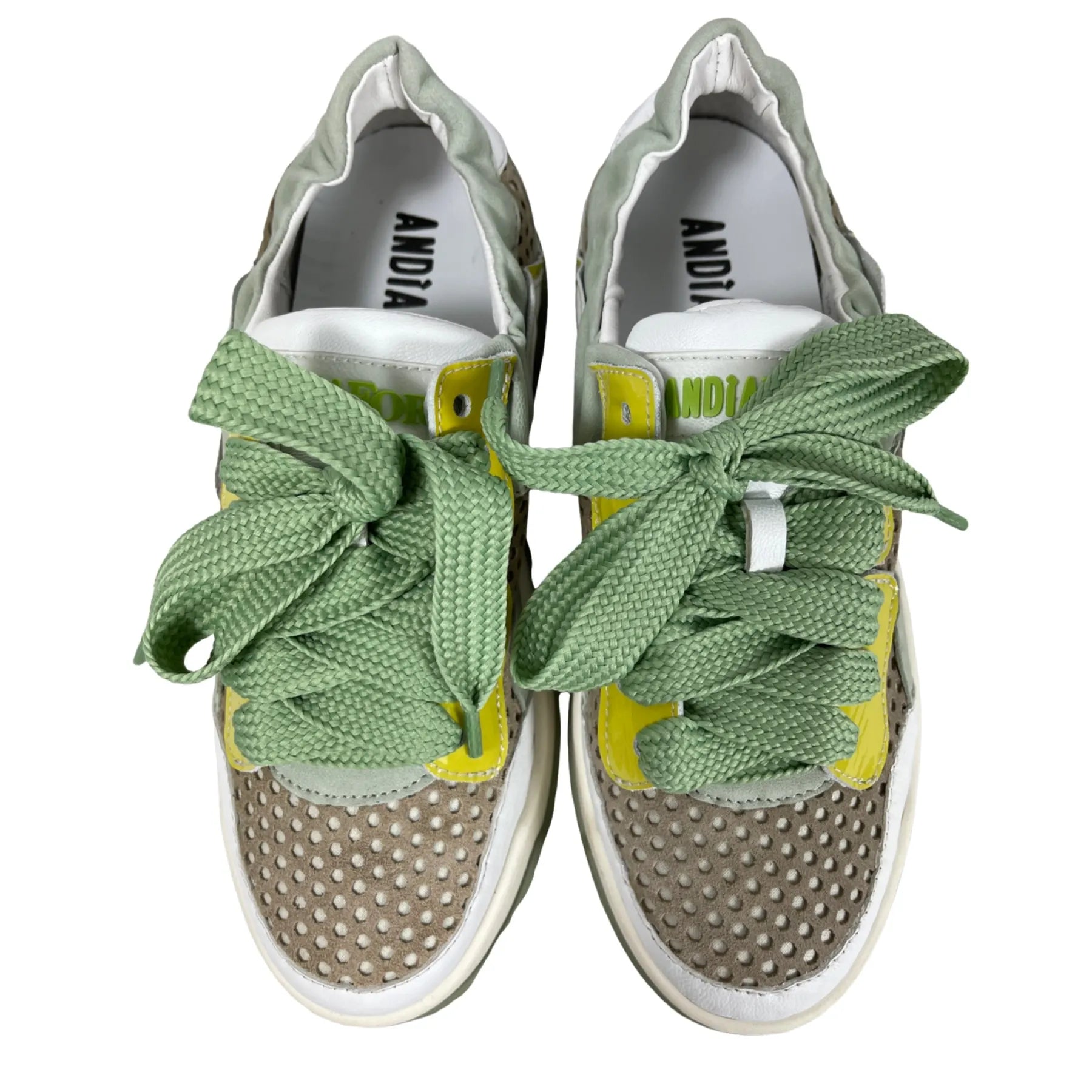 ANDIA FORA DOVER MEET BAMBU Damen Sneaker perforiertes Leder Pistazien/Gelb.