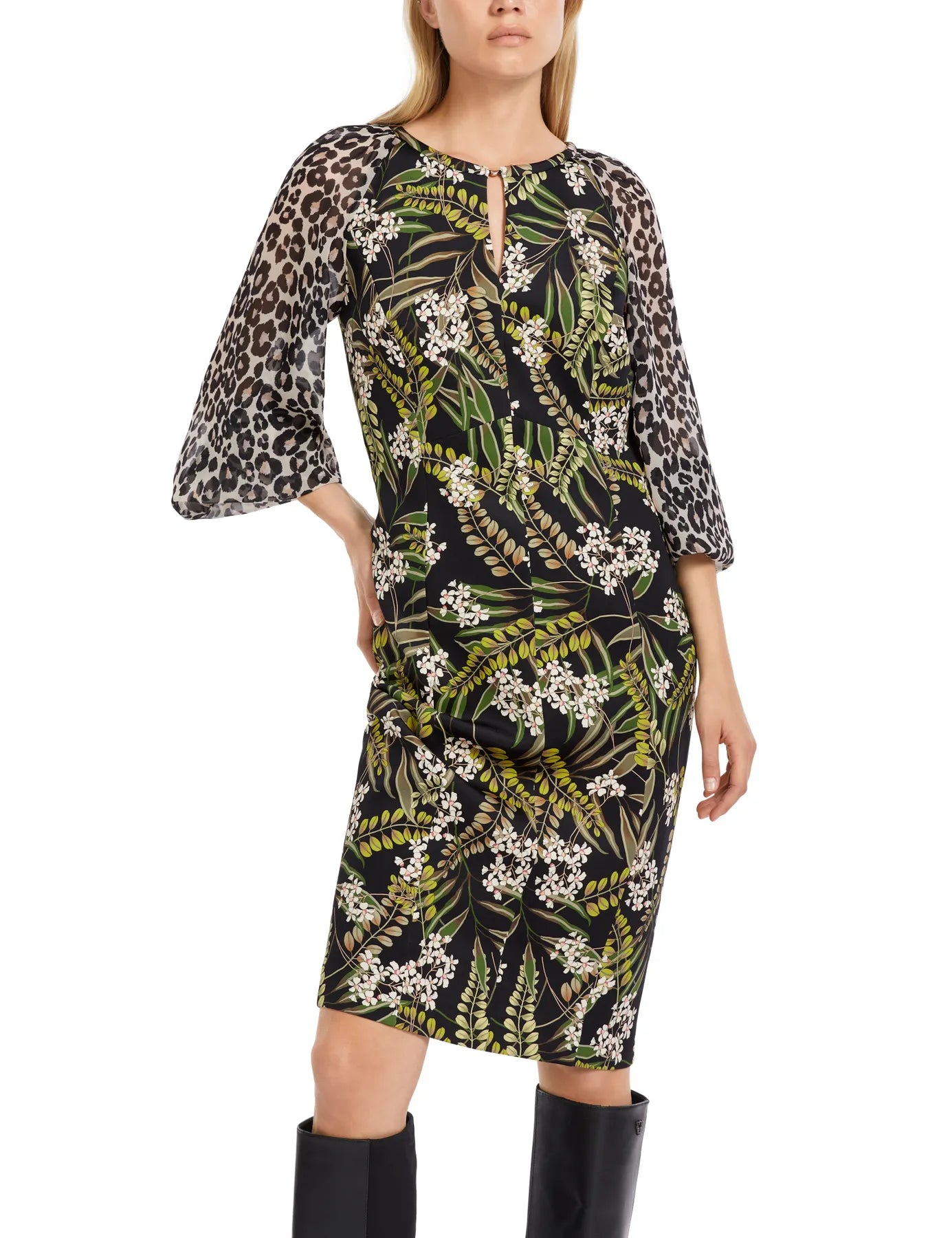 MARC CAIN VC 21.48 J37 Körpernahes Kleid florale Muster Schwarz