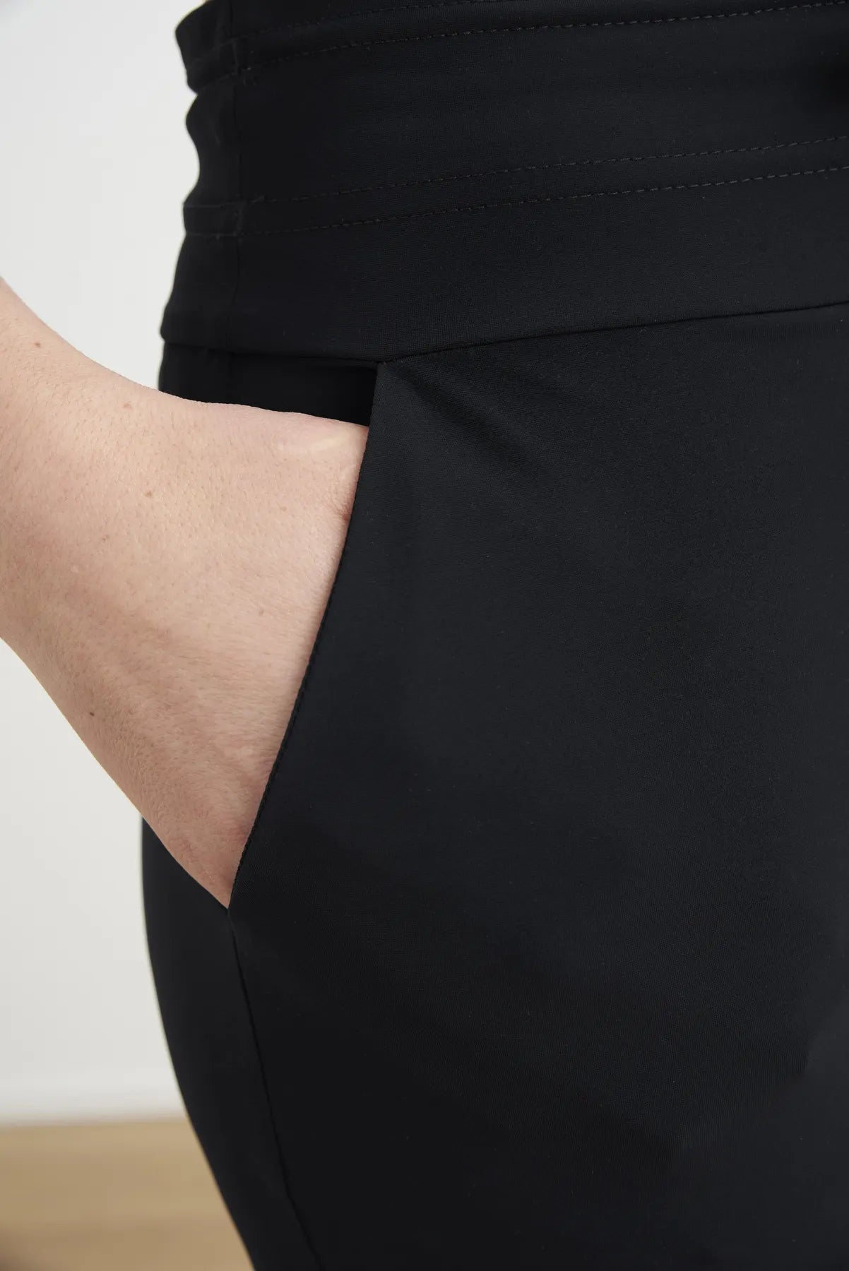 JAPAN TKY YOGI Damen Hose Technojersey Stretch 990 DEEP BLACK