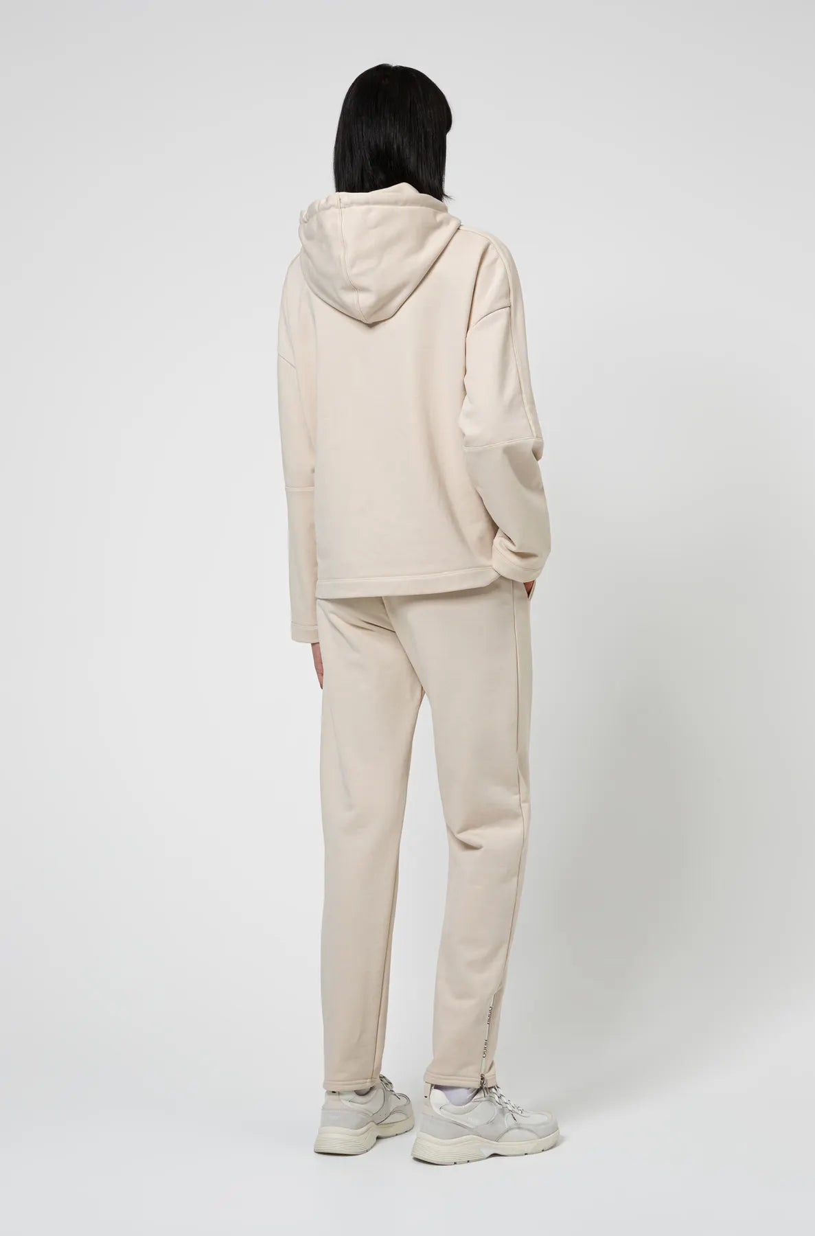 HUGO 50449305 Nabemono 10234624 01 Damen Jogging Hose Natural 104