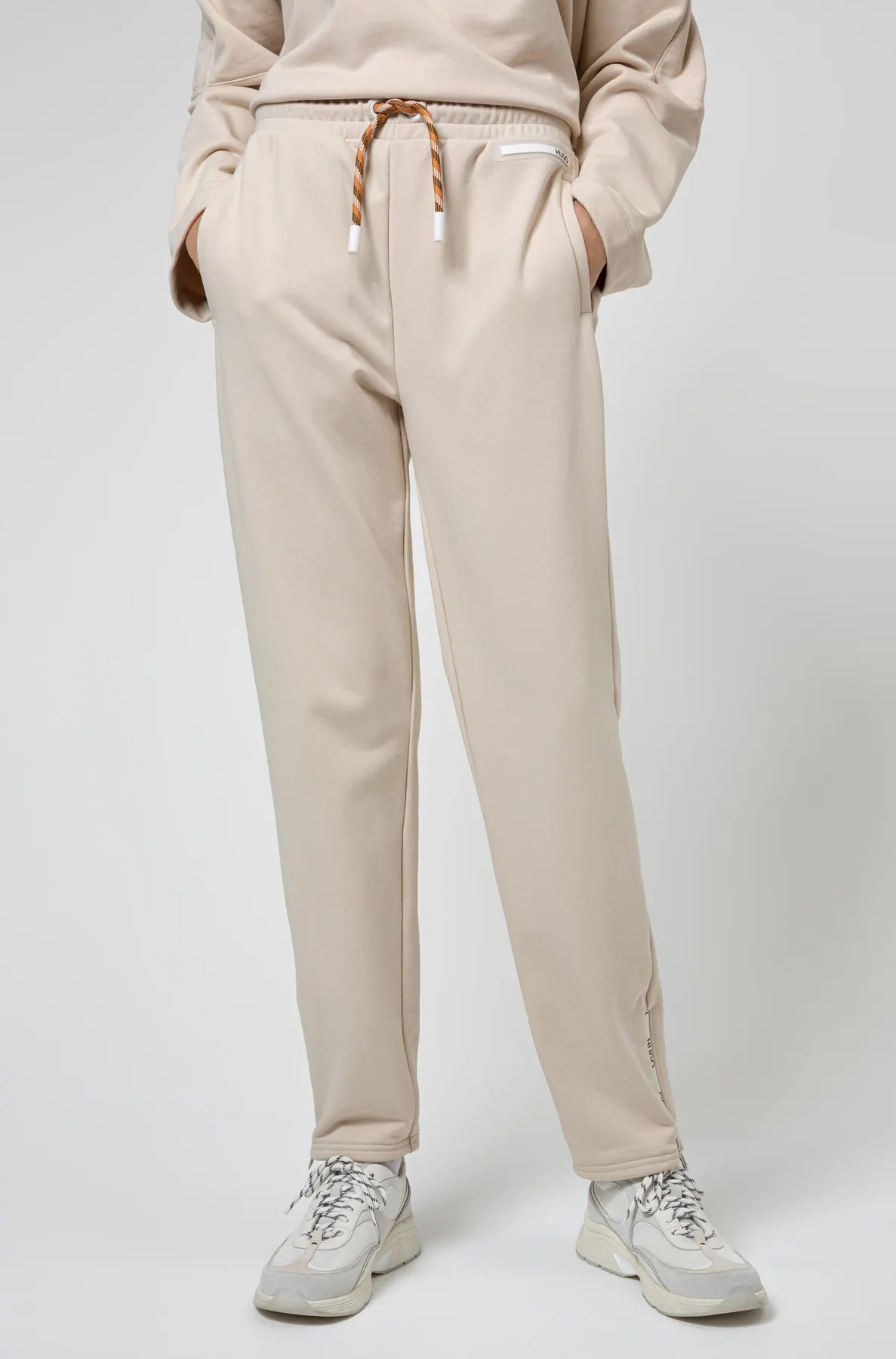 HUGO 50449305 Nabemono 10234624 01 Damen Jogging Hose Natural 104