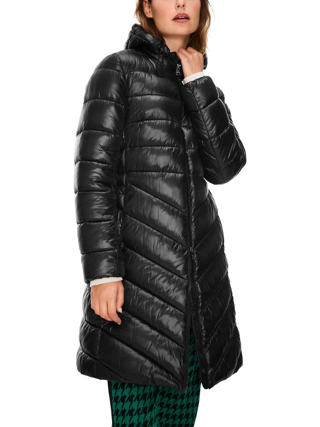 MARC CAIN 
                
                                            XA 11.04 W77 Damen Steppmantel Schwarz