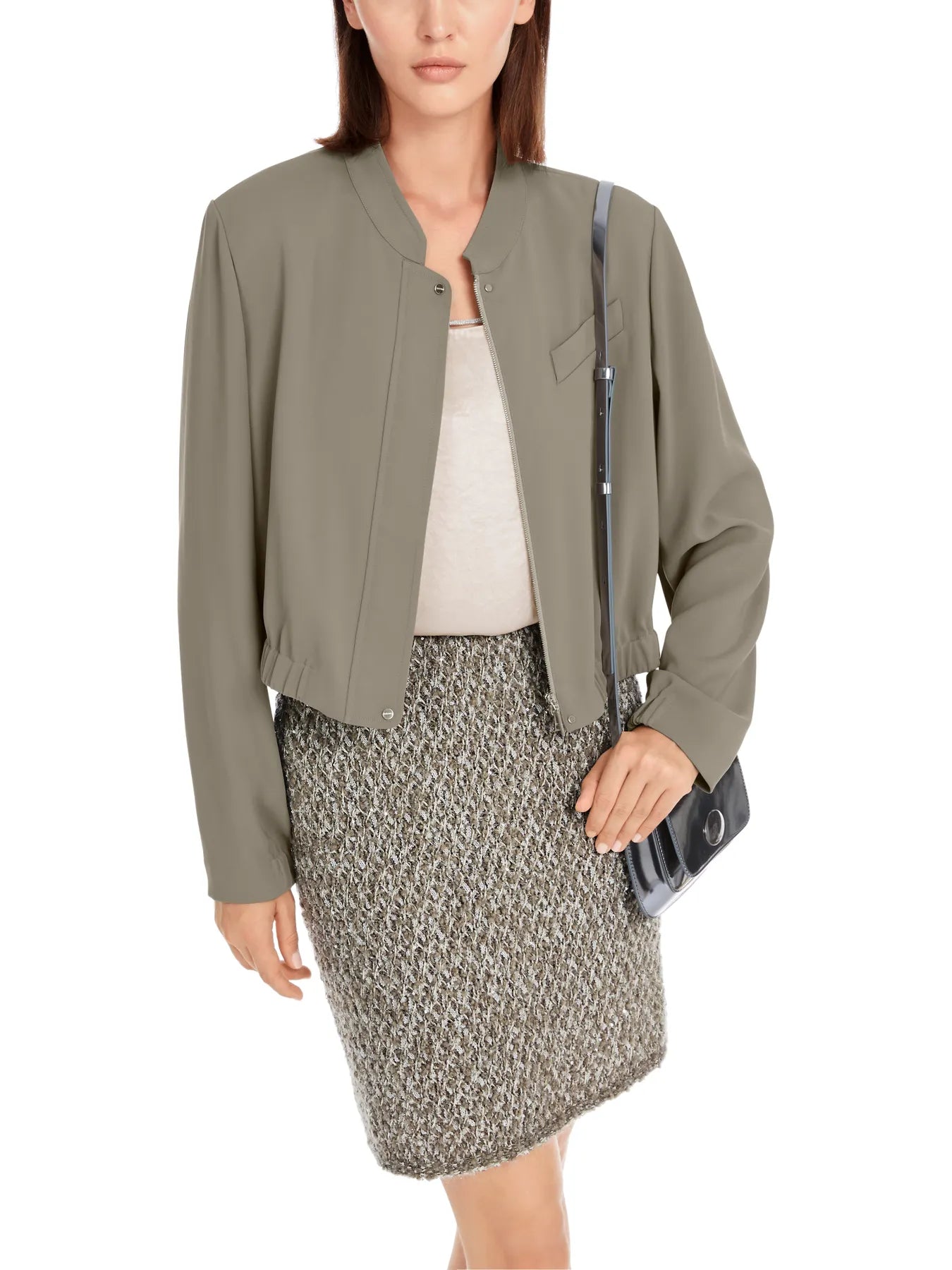 MARC CAIN 
                
                                            YC 31.12 W56 Weich fließende Blouson-Jacke sage powder grün