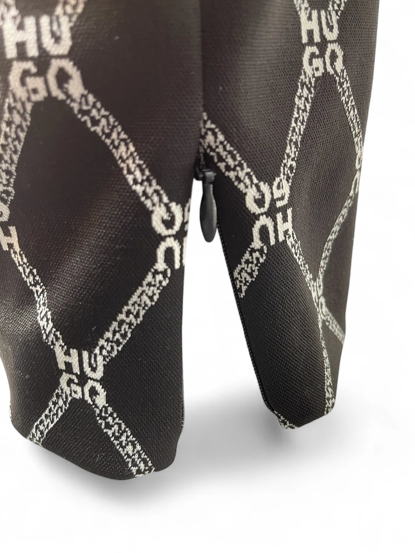 HUGO 50519151 Hedima 10261443 01 
                
                    Damen Hose mit verkürztem Schnitt OPEN MISCELLANEOUS