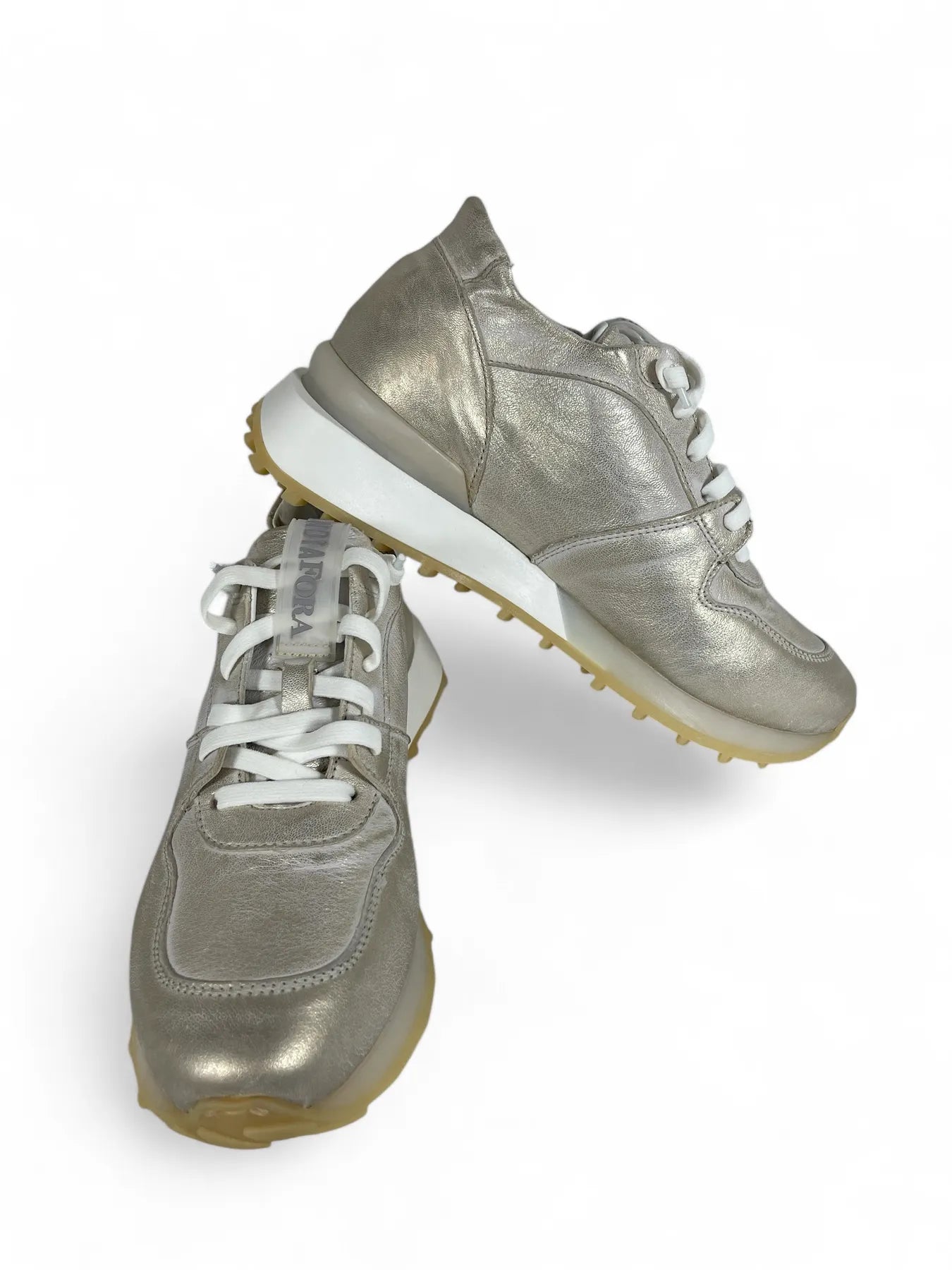 ANDIA FORA DOVER - RUFFLE UNI BRUSHED DAMEN PLATEAU SNEAKER SILBER.