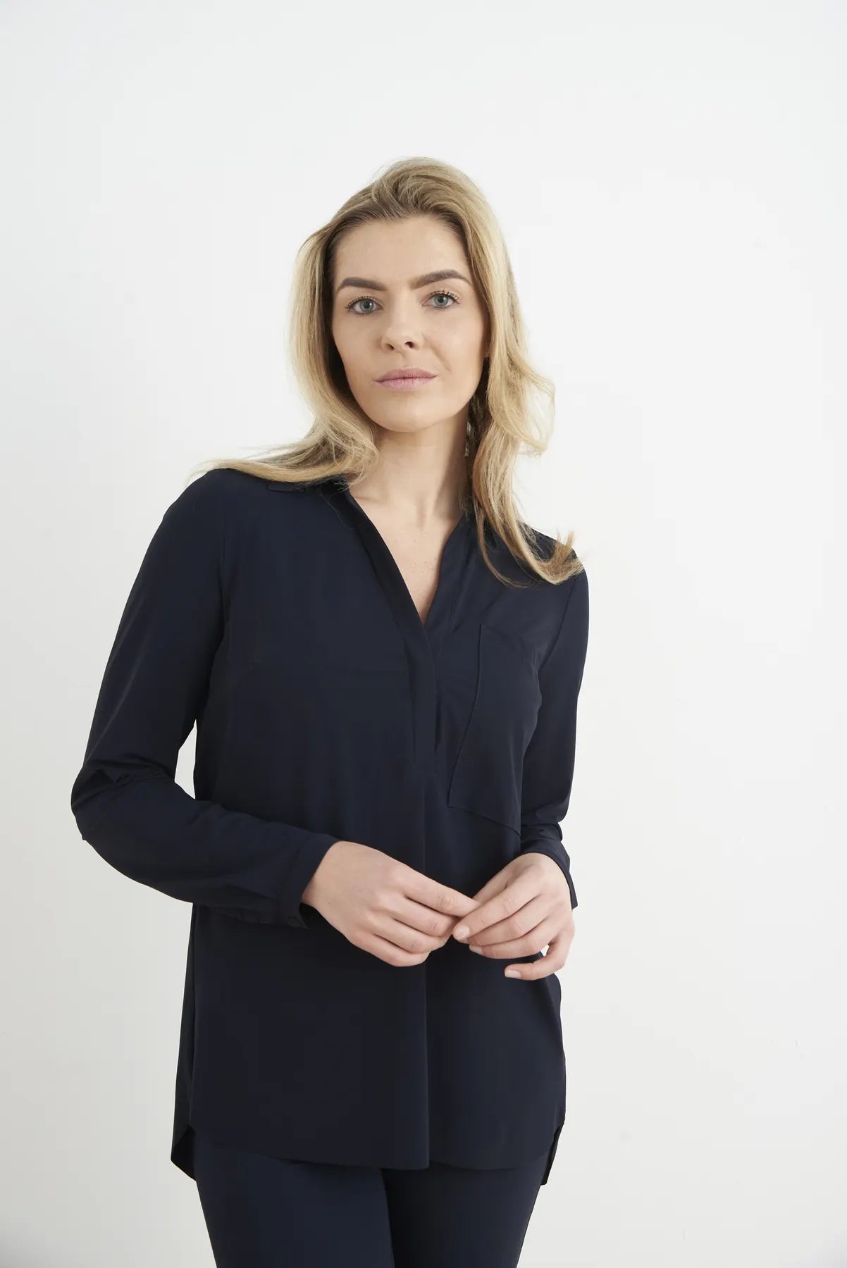 JAPAN TKY KAEMI HEMDBLUSE TECHNOJERSEY STRETCH 342 BLACK-BLUE