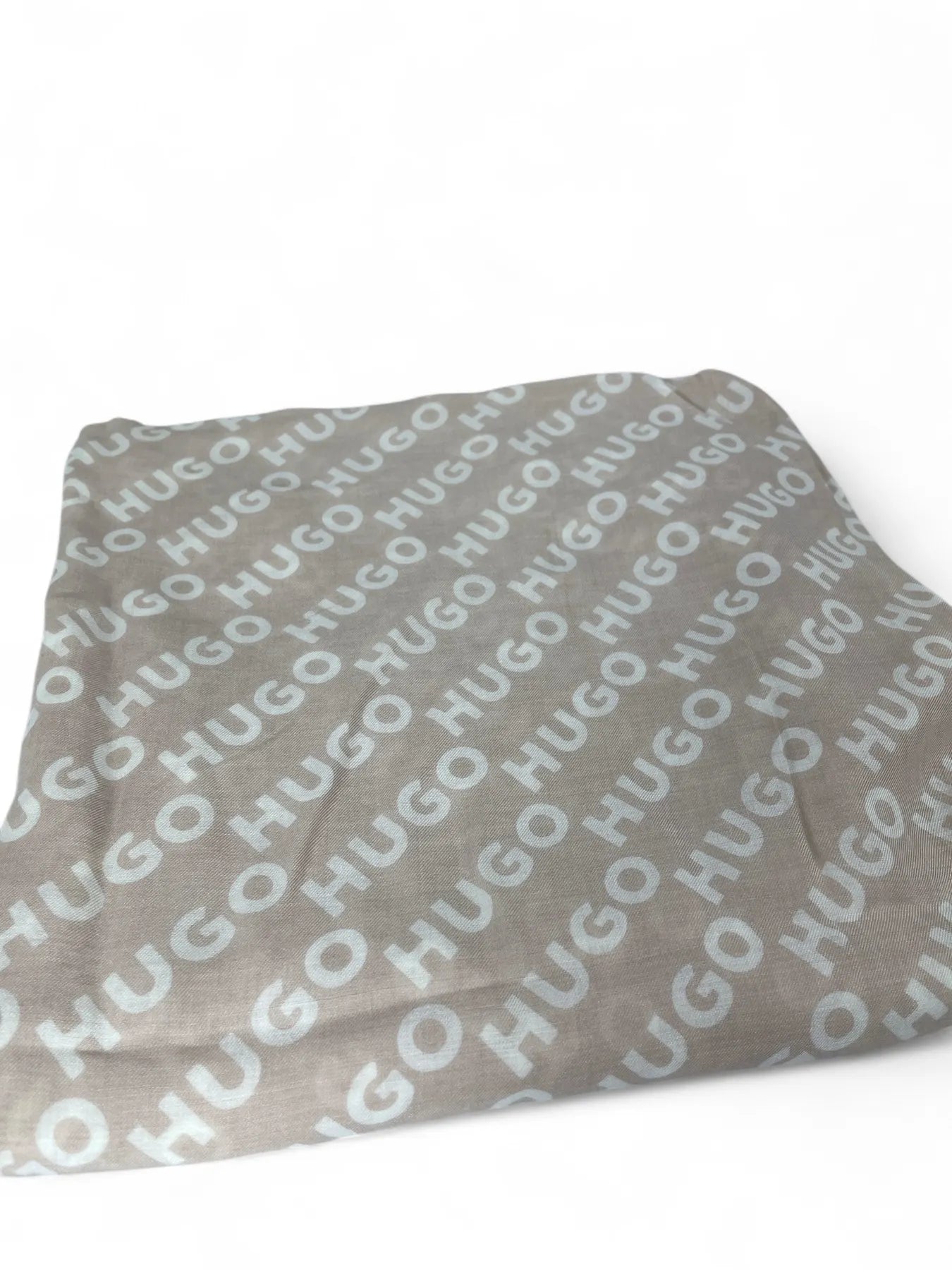 HUGO 50517680 Alycia_120*120 10260647 01 
                
                    Damen Tuch Beige 274