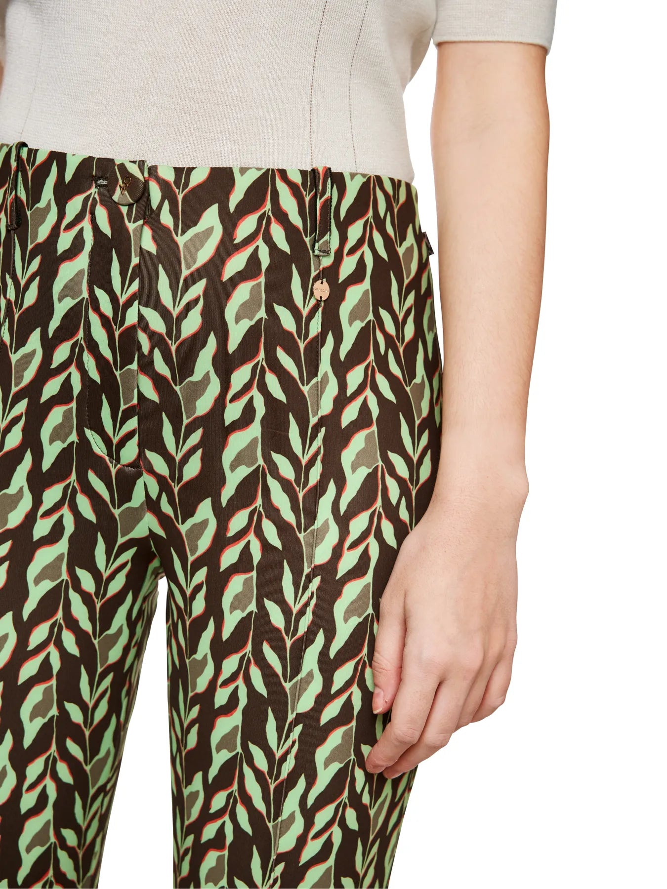 MARC CAIN 
                
                                            ZC 81.11 J01 Scuba-Jersey Hose SYDNEY Braun