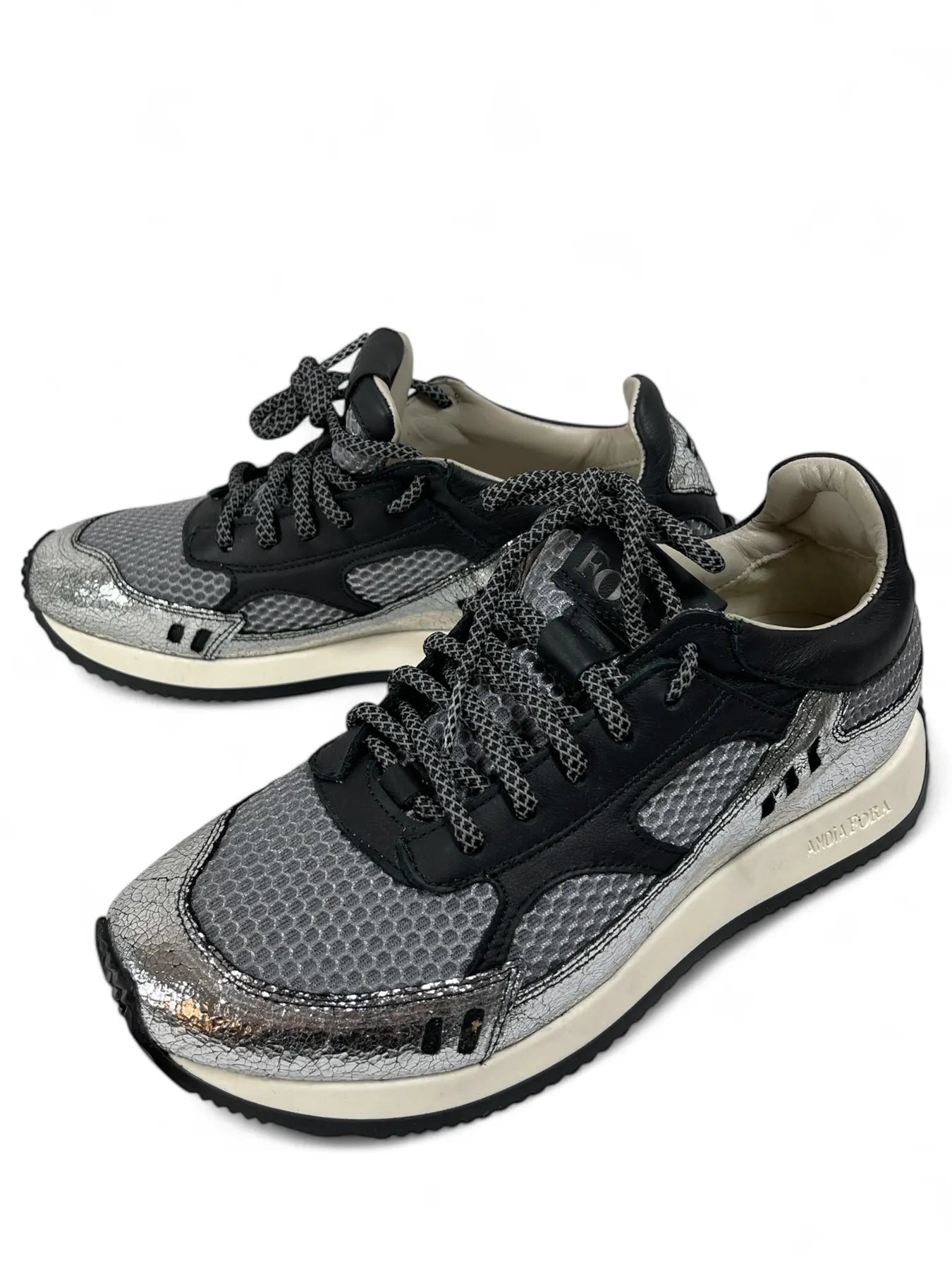 ANDIA FORA HOTY SNEAKER SILVER HONEY GREY.